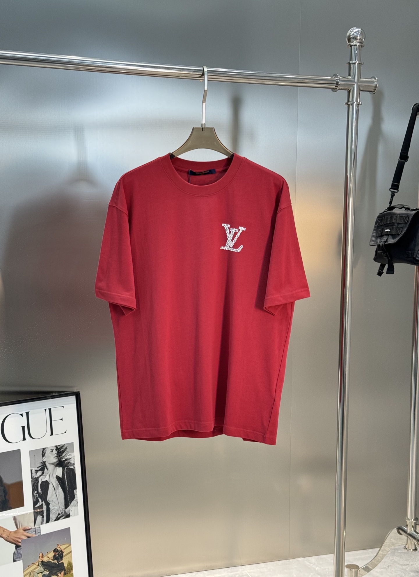 驴牌*25s新款潮牌T恤.男女同款！减龄风格满贯～烫画层次风格的新世纪充满阳色彩！！！经典字母珠片立体设