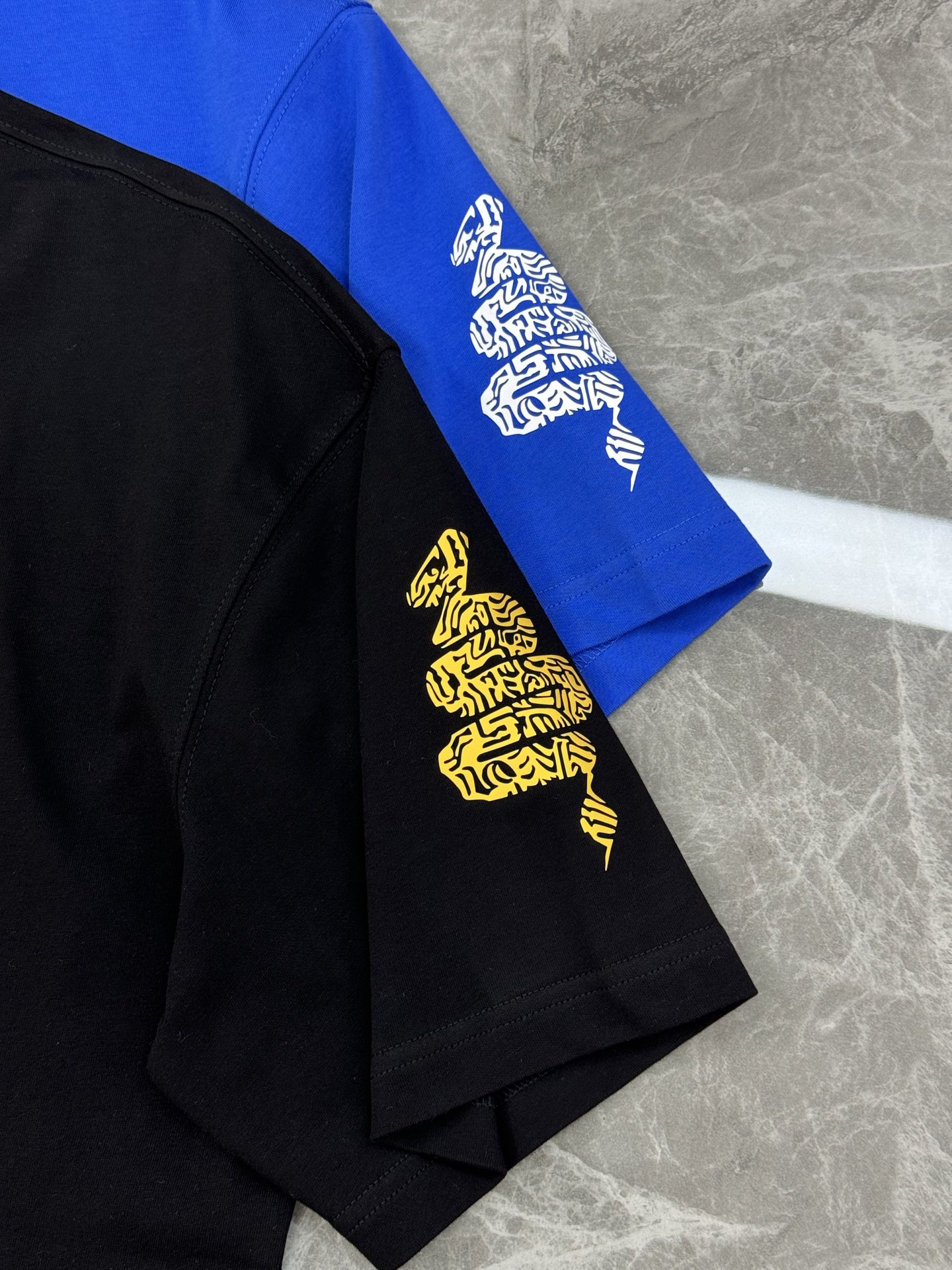 ARCTERY*始祖*鸟25s新款潮牌T恤.可搭配套装.男女同款～灵蛇限量款.撞色搭配设计.高温立体烫画