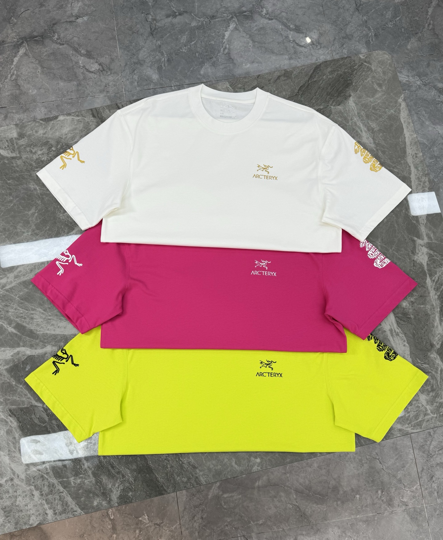 ARCTERY*始祖*鸟25s新款潮牌T恤.可搭配套装.男女同款～灵蛇限量款.撞色搭配设计.高温立体烫画