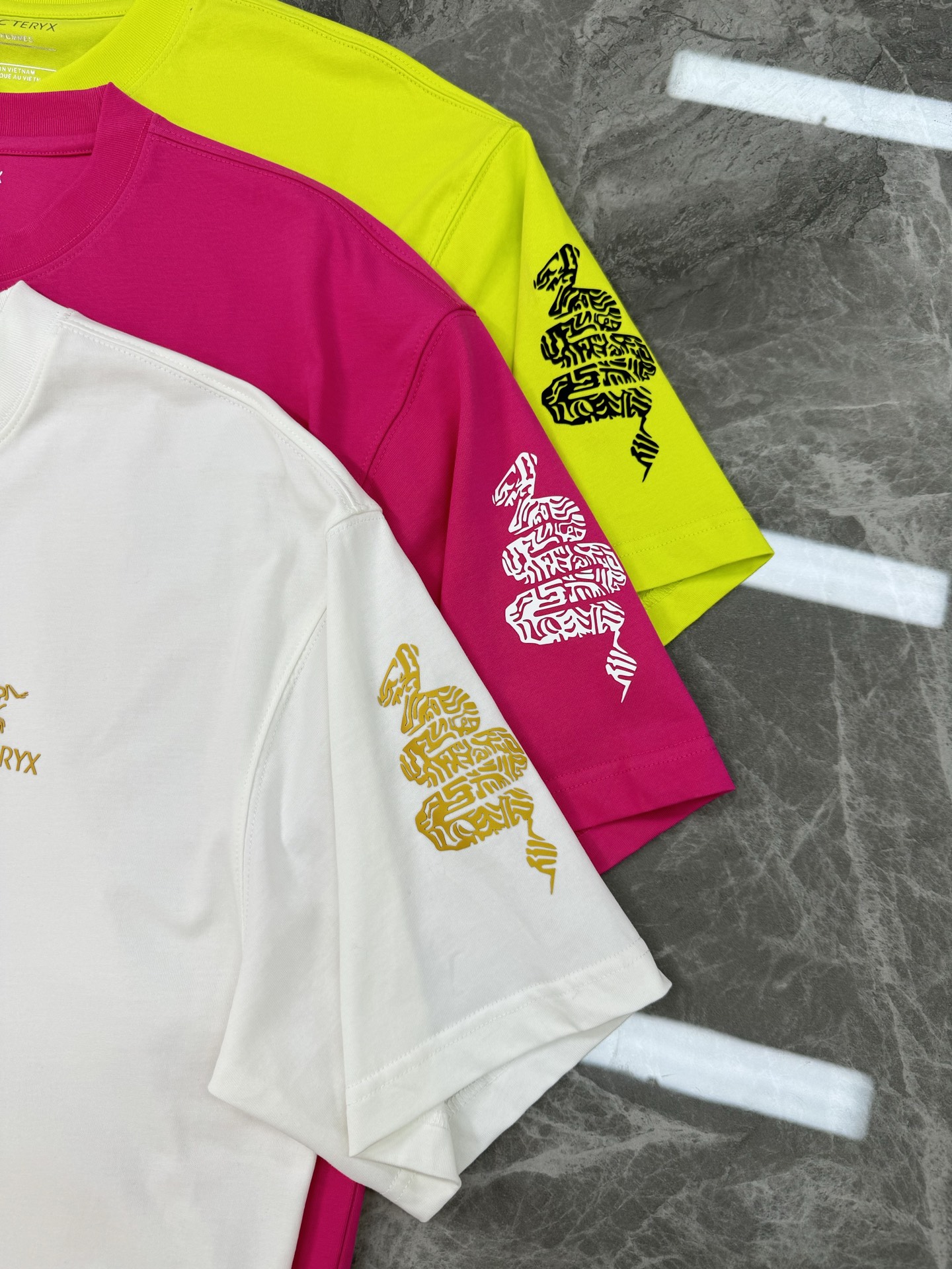 ARCTERY*始祖*鸟25s新款潮牌T恤.可搭配套装.男女同款～灵蛇限量款.撞色搭配设计.高温立体烫画