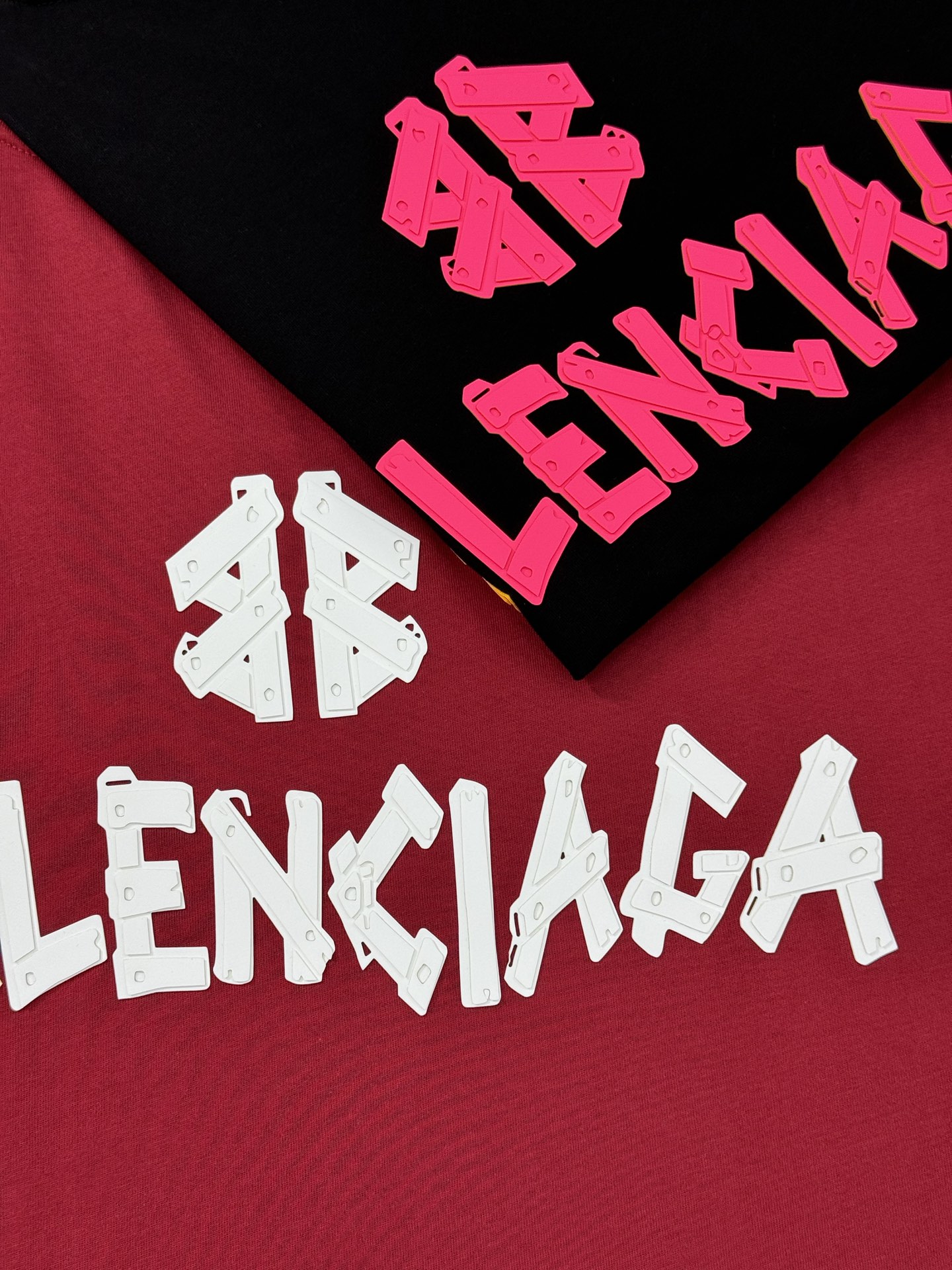 BALENCIAG*巴黎世*25s新款T恤.男女同款推荐！采用新品230g纯棉面料，柔软舒适.透气吸汗.