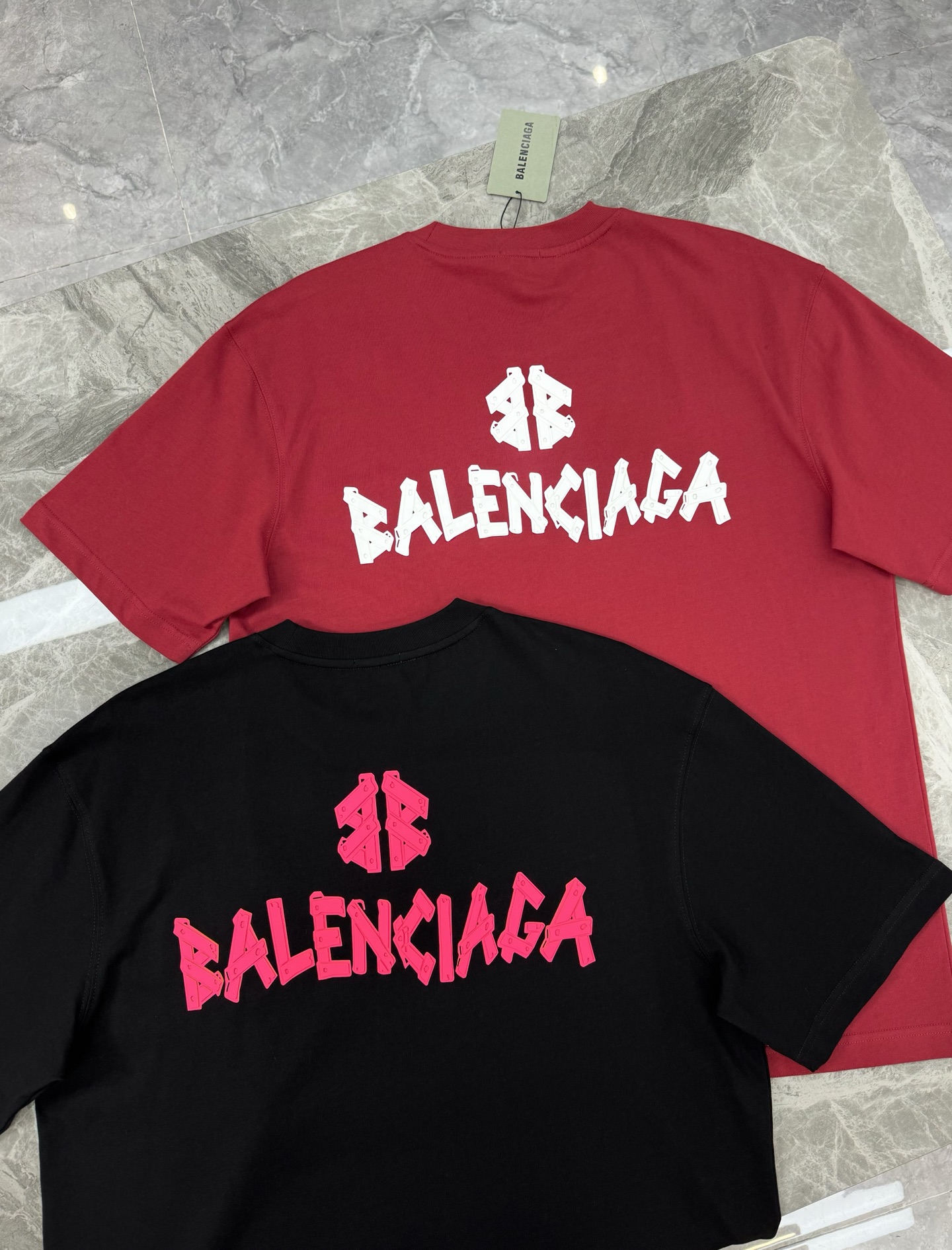 BALENCIAG*巴黎世*25s新款T恤.男女同款推荐！采用新品230g纯棉面料，柔软舒适.透气吸汗.