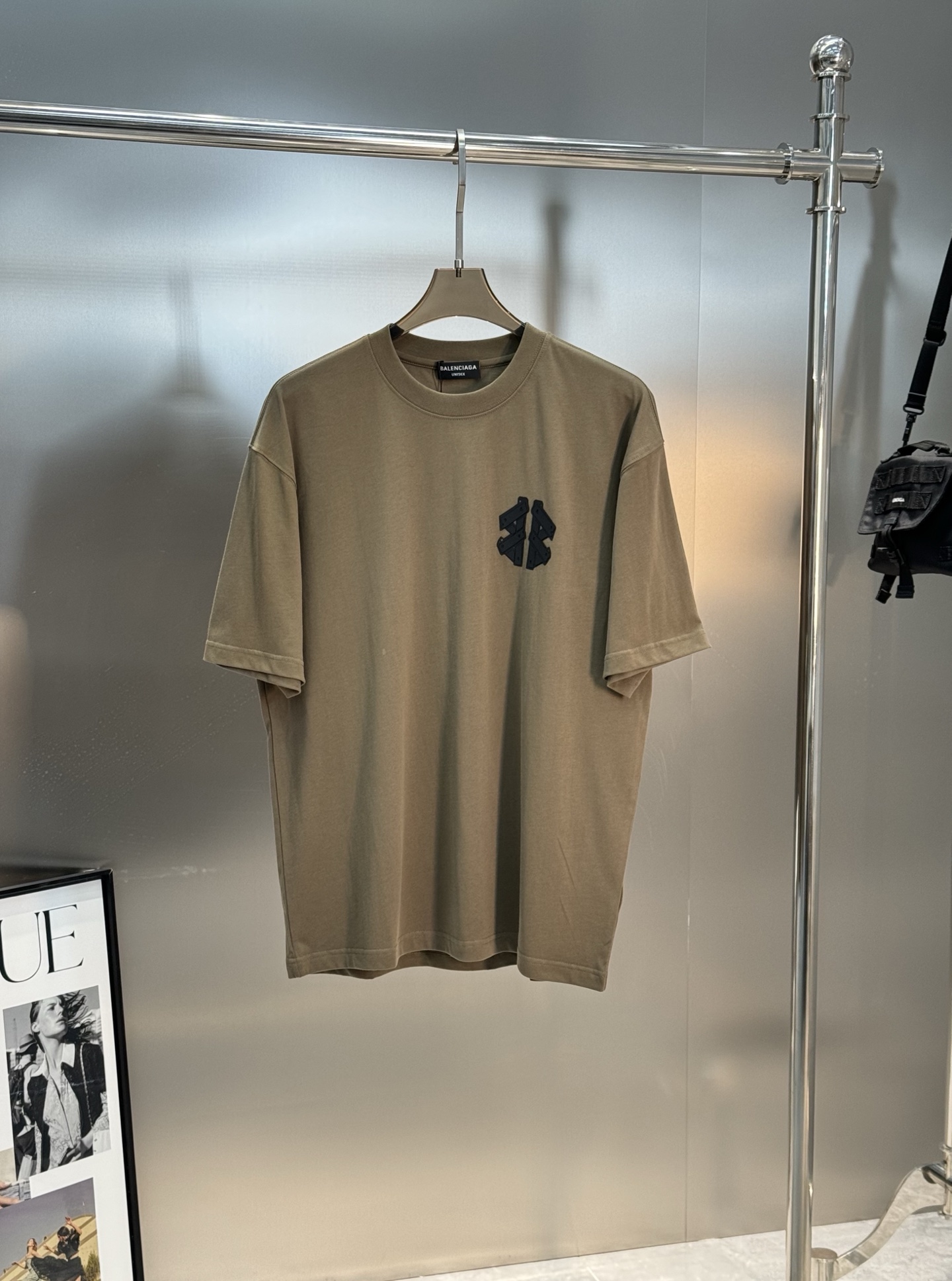 BALENCIAG*巴黎世*25s新款T恤.男女同款推荐！采用新品230g纯棉面料，柔软舒适.透气吸汗.