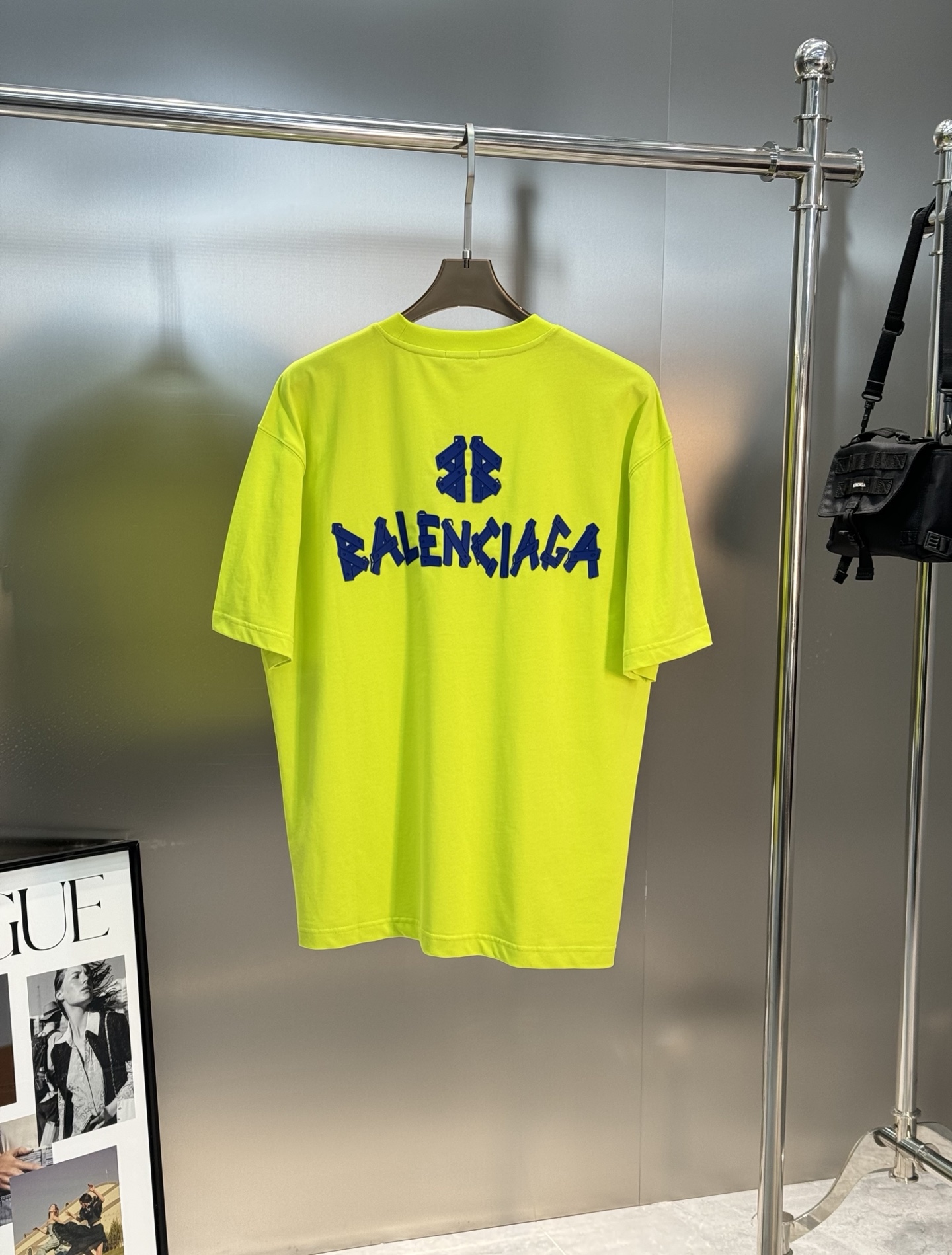 BALENCIAG*巴黎世*25s新款T恤.男女同款推荐！采用新品230g纯棉面料，柔软舒适.透气吸汗.