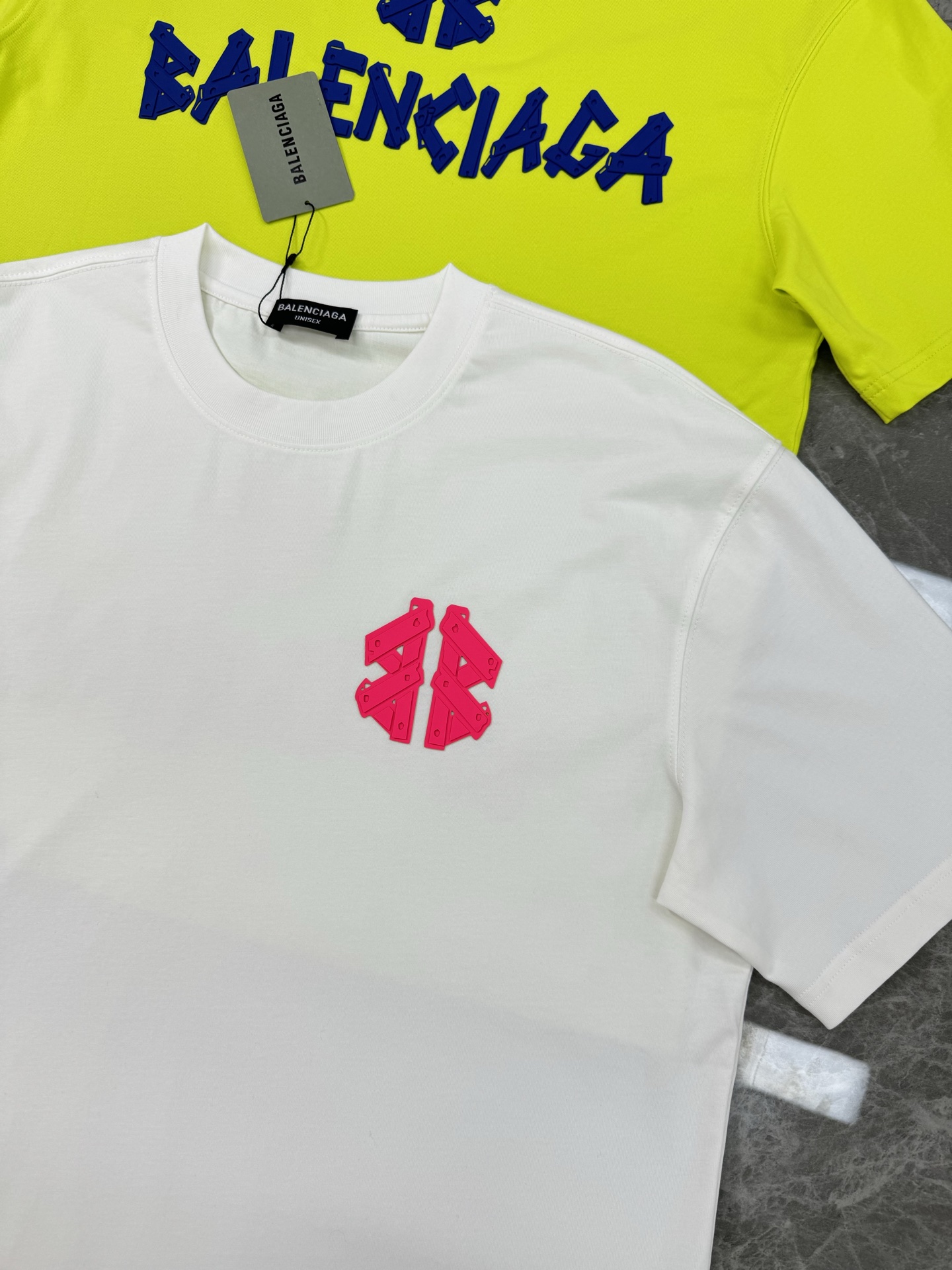 BALENCIAG*巴黎世*25s新款T恤.男女同款推荐！采用新品230g纯棉面料，柔软舒适.透气吸汗.