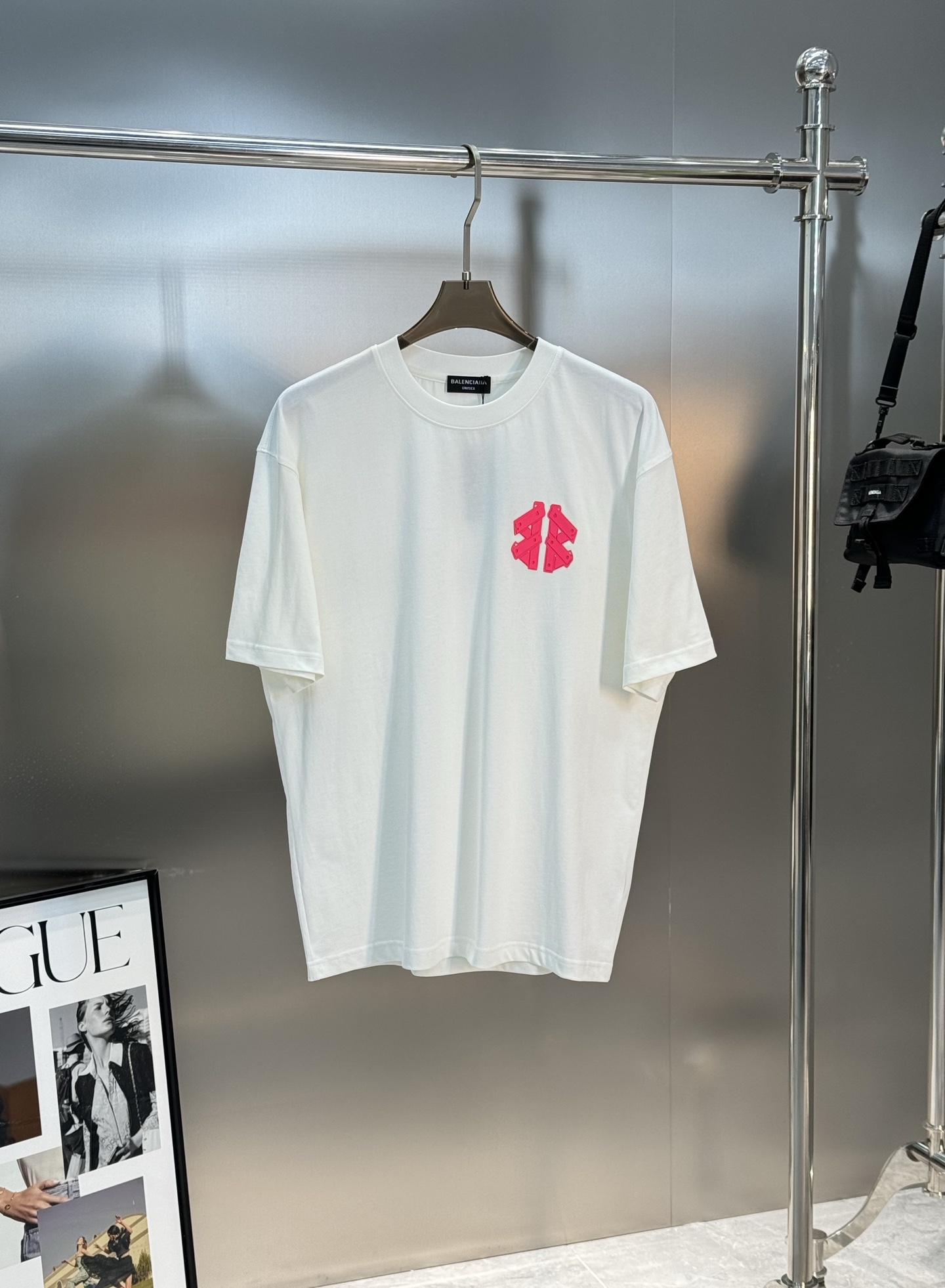 BALENCIAG*巴黎世*25s新款T恤.男女同款推荐！采用新品230g纯棉面料，柔软舒适.透气吸汗.