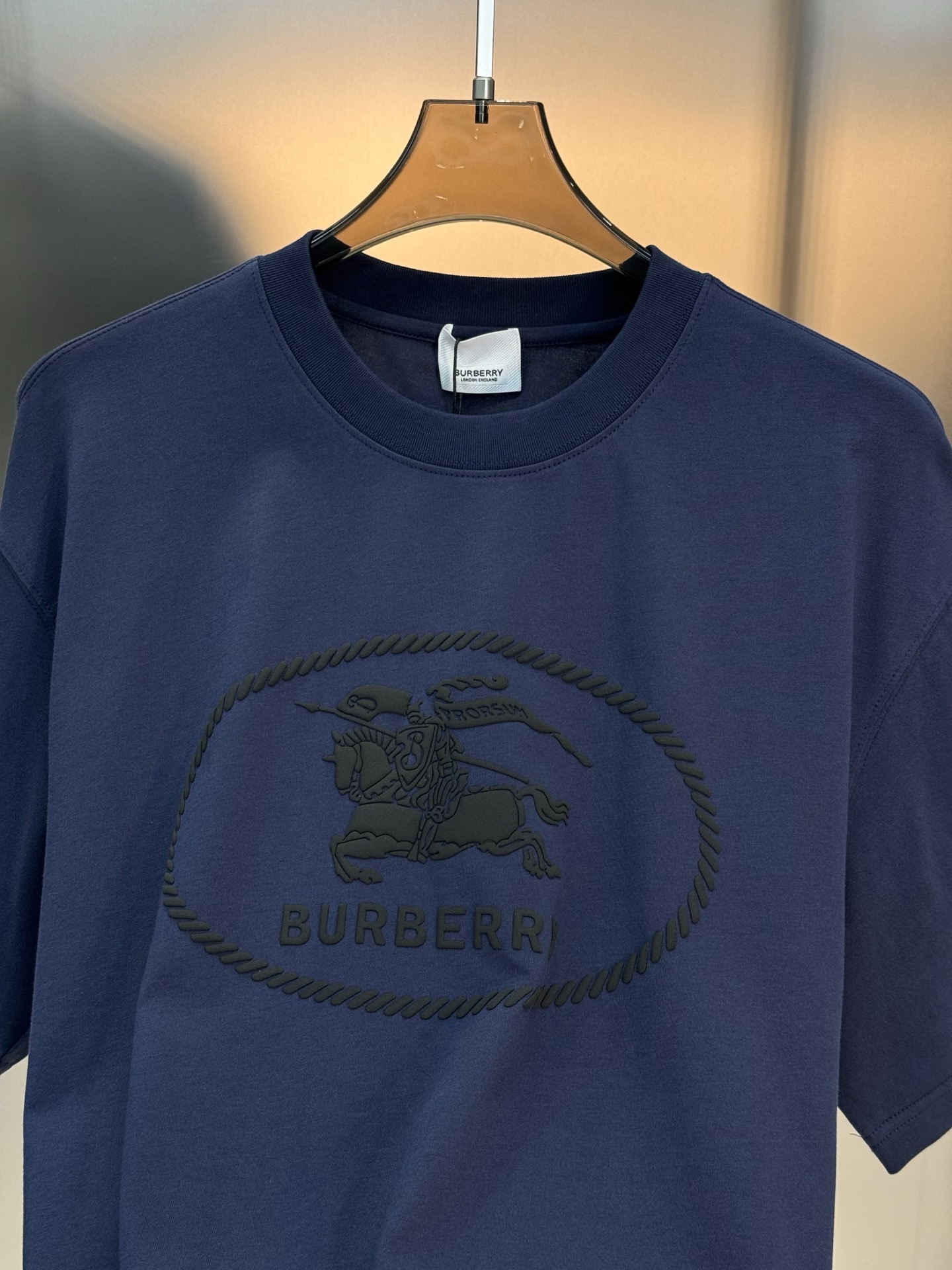 BBR*巴宝-莉2025s新品短袖T恤，男女同款！经典战马🐎胸前撞色层叠搭配.战马烫画采用立体发泡工艺🧼