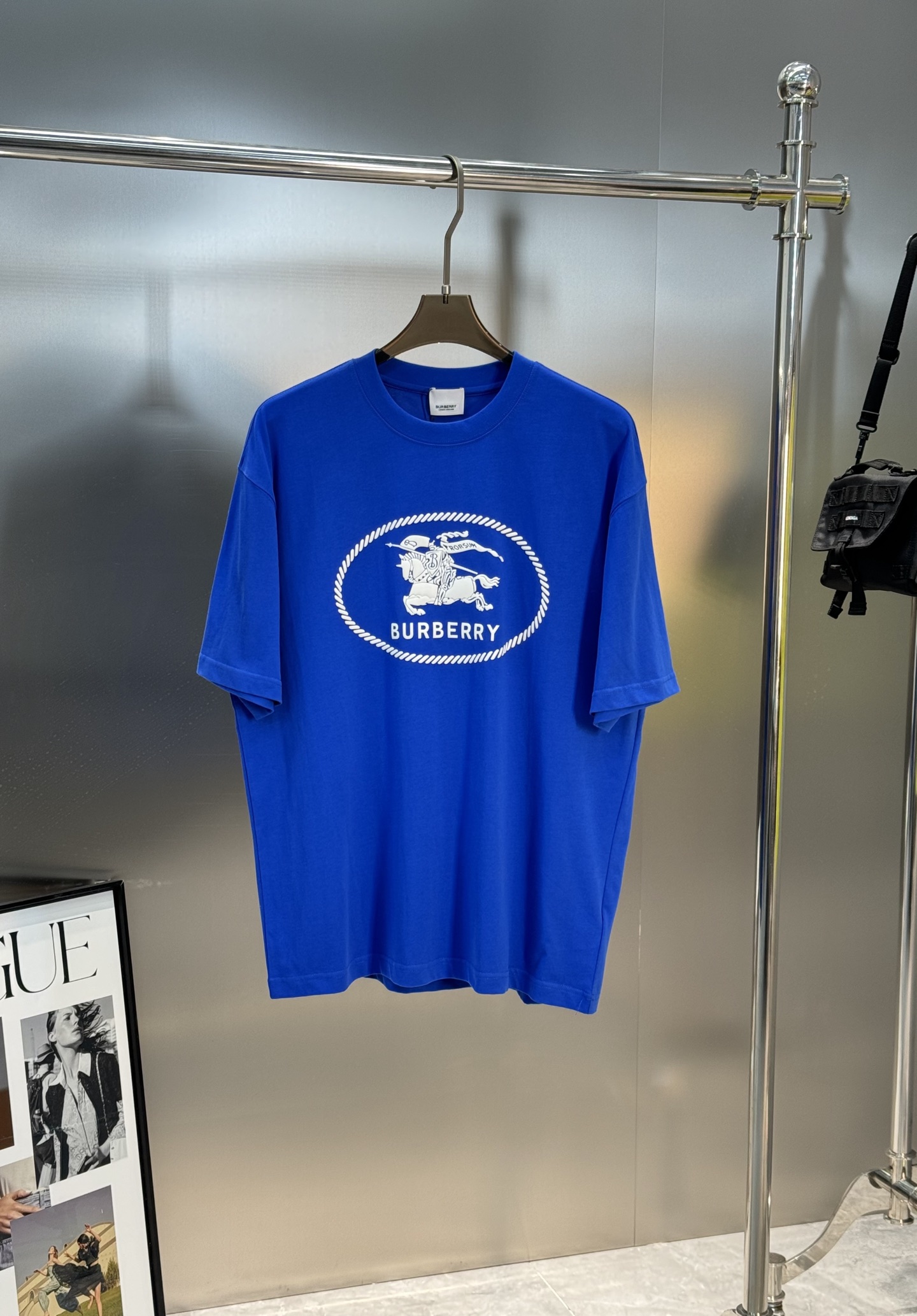 BBR*巴宝-莉2025s新品短袖T恤，男女同款！经典战马🐎胸前撞色层叠搭配.战马烫画采用立体发泡工艺🧼