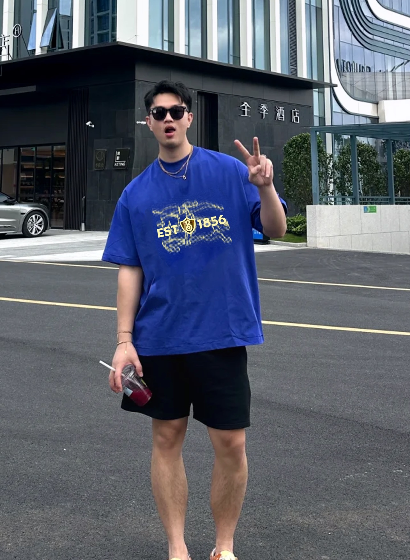 BBR*巴宝-莉2025s新品短袖T恤，男女同款！经典战马🐎胸前层叠搭配.幻影战马烫画.帅气时尚，简约百