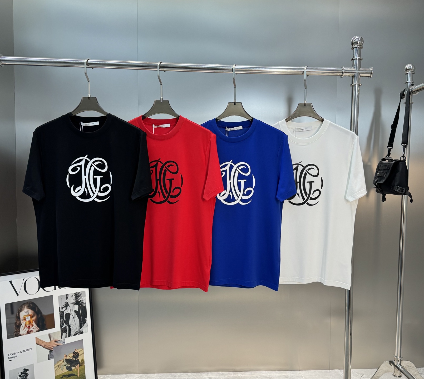 Givenchy Summer Round Neck Short Sleeve T-Shirt - Comfortable & Breathable 10 i1746373945176 2978 0 8