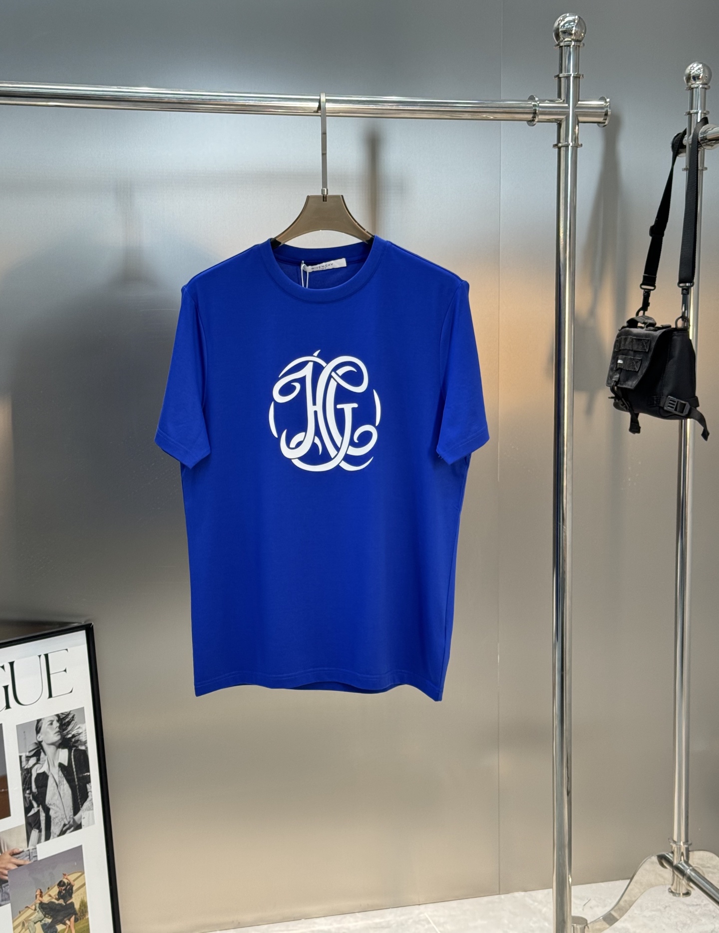 Givenchy Summer Round Neck Short Sleeve T-Shirt - Comfortable & Breathable 4 i1746373945988 8570 0 2