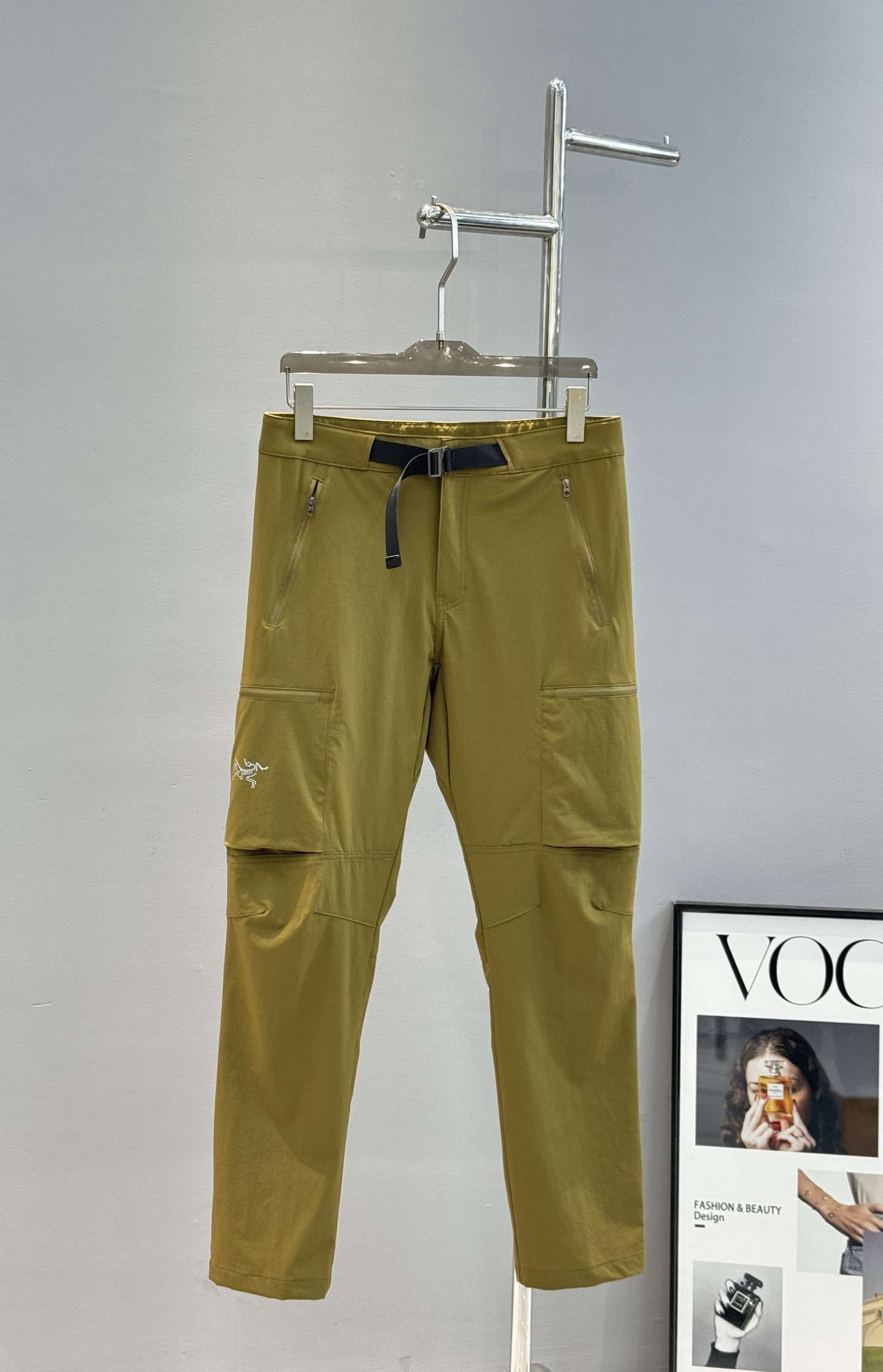 Pantalon de randonnée léger Arc'teryx pour hommes - Confort et durabilité