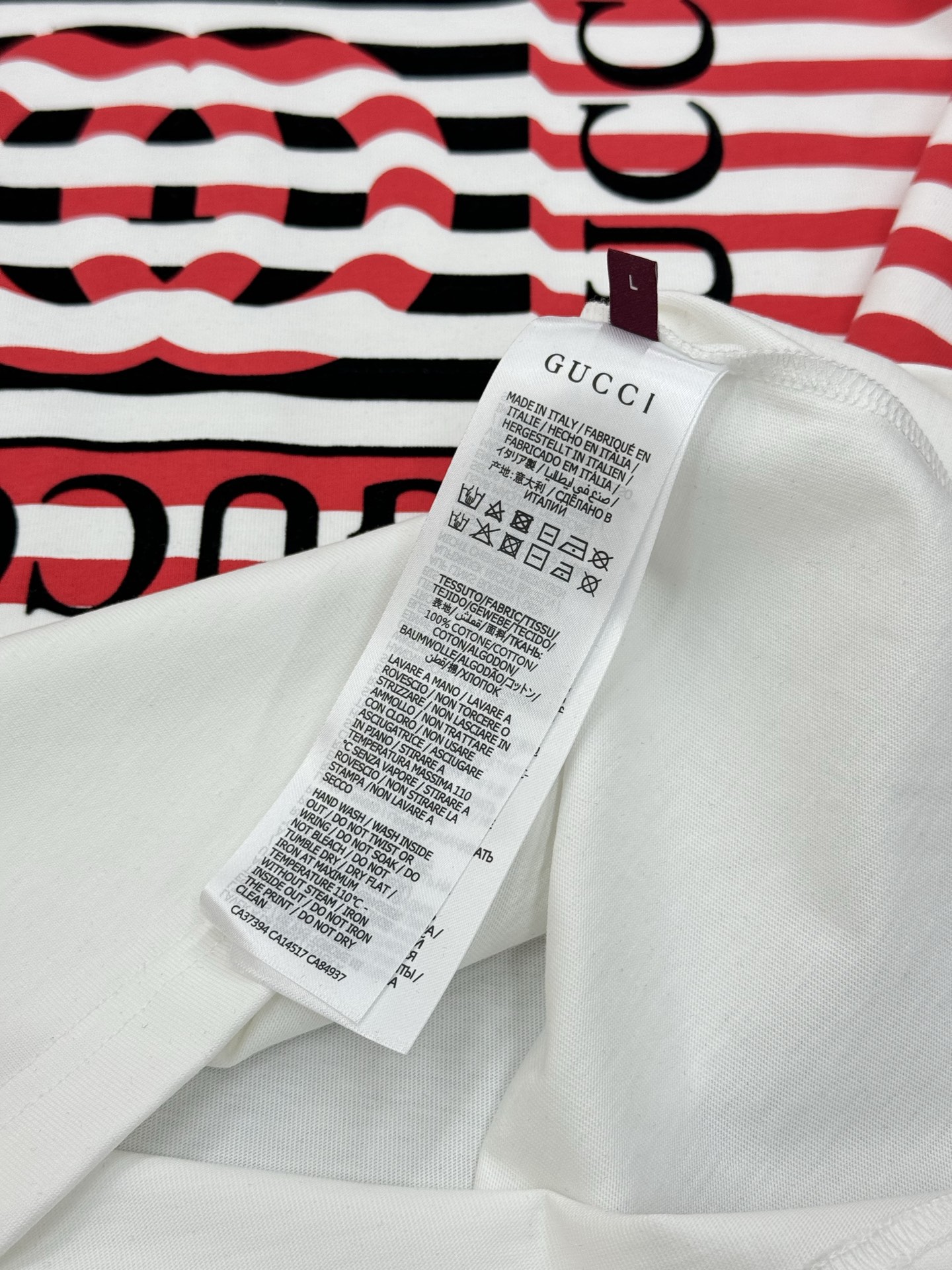 
        Gucci*古齐2025航海系列.男女同款！专柜同步！胸前采用条纹印花配gucci经典