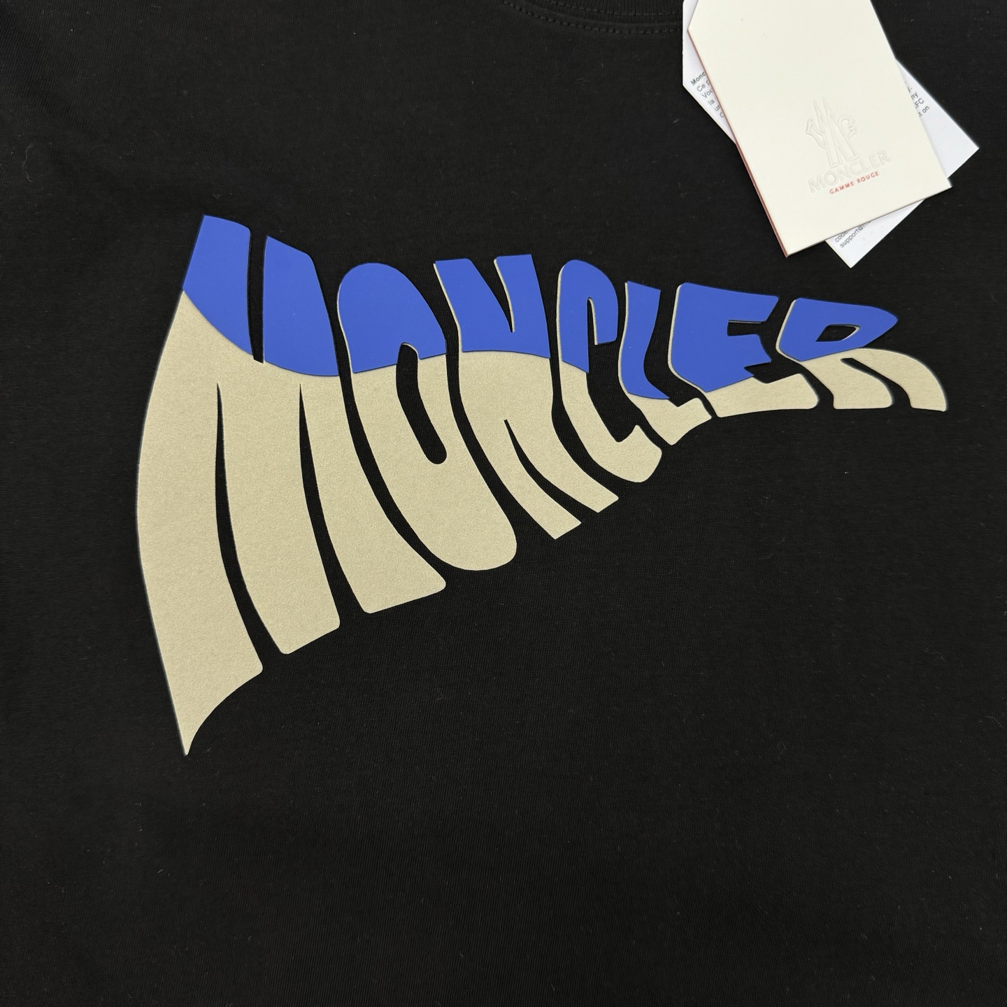 Moncle*蒙-口25s新款潮牌T恤.男女同款！胸口经典品牌字母图形立体视觉.经典款式烫画设计.耐看时