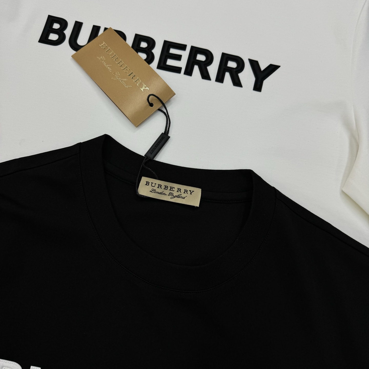 BBR*巴宝-莉25s新款丝光棉T恤.春夏来袭～轻熟男最爱款式！非常都市风～胸口简单logo字母设计.3