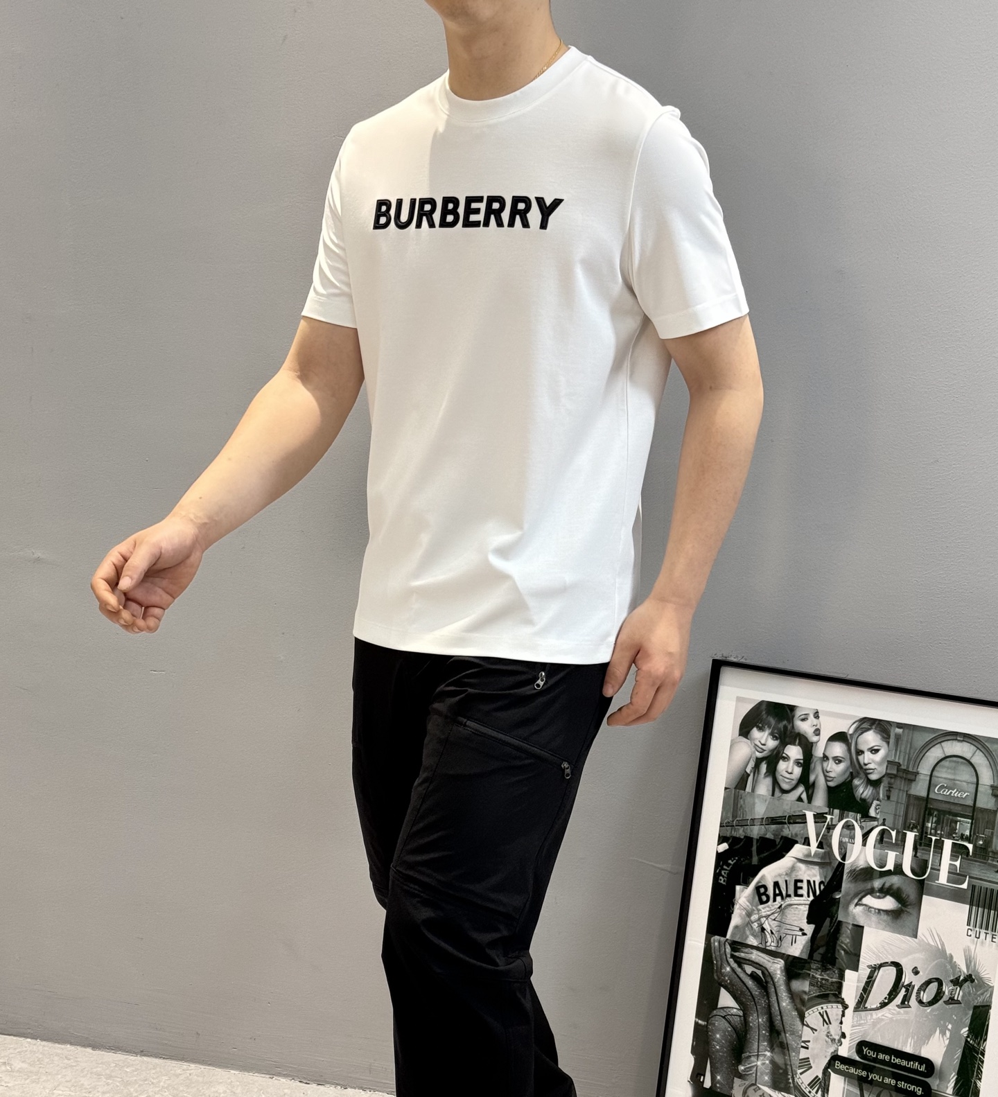 BBR*巴宝-莉25s新款丝光棉T恤.春夏来袭～轻熟男最爱款式！非常都市风～胸口简单logo字母设计.3