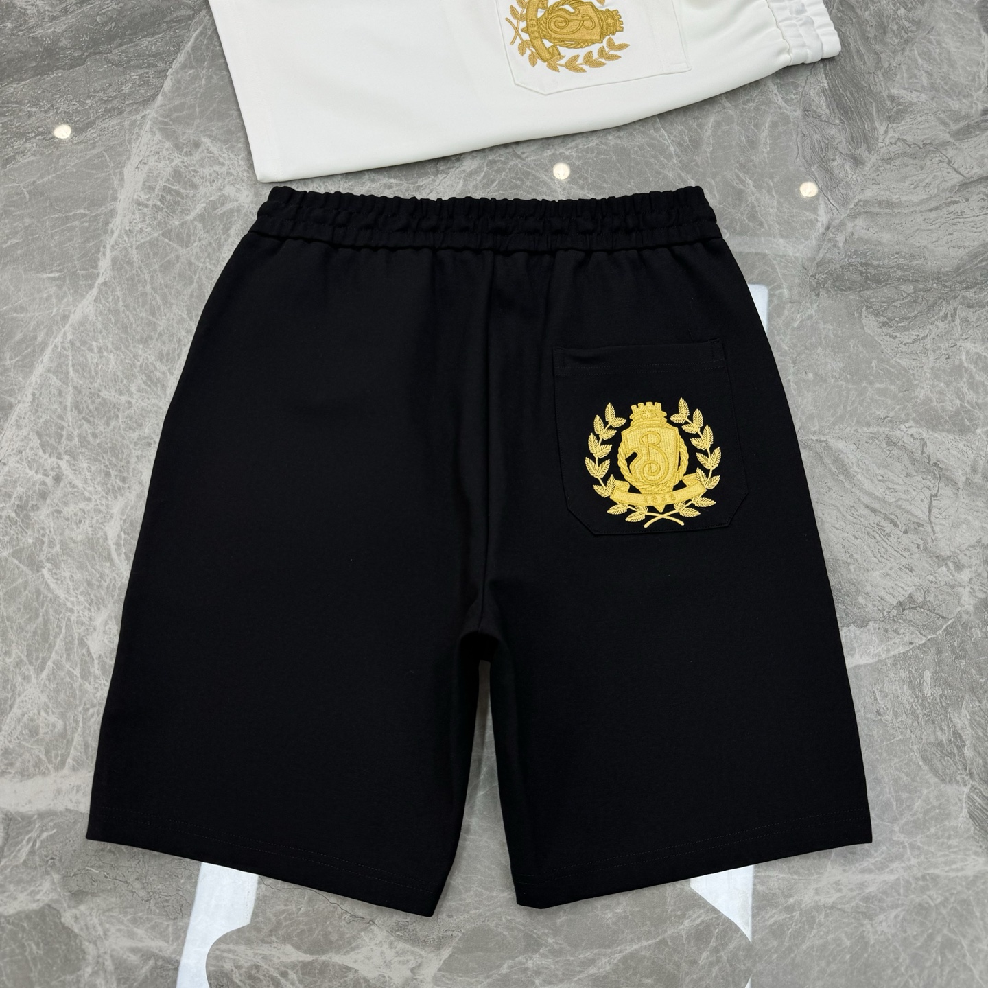 BBR*巴宝莉25S夏季新款运动休闲五分短裤🩳尊贵皇家新款推荐.口袋下方3D绣花.立体有型层次分明.后口