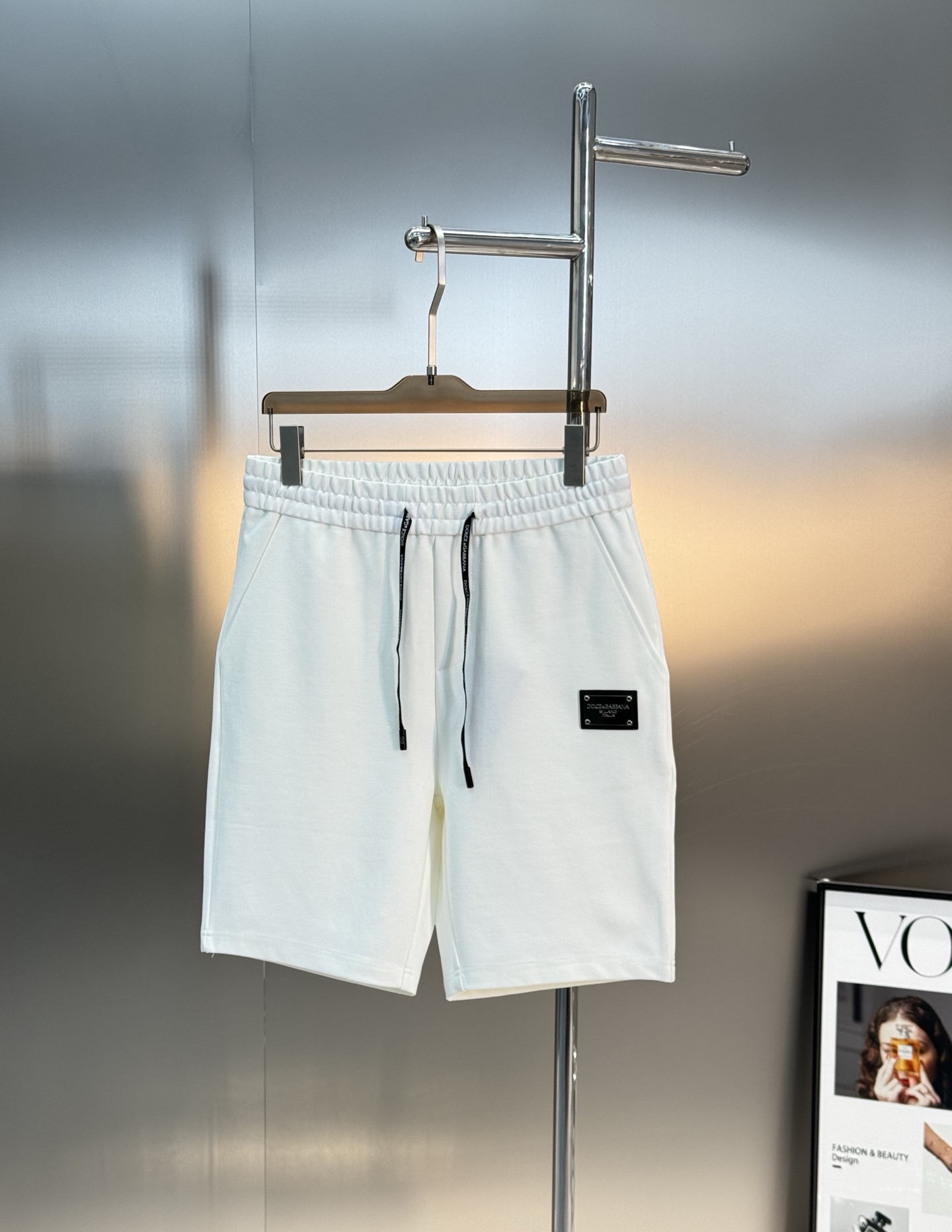 D&G杜嘉-班纳25s春夏新款五分短裤🩳口袋原版五金皮标搭配.后口袋尊贵皇室花型绣花设计.着身廓形独一无