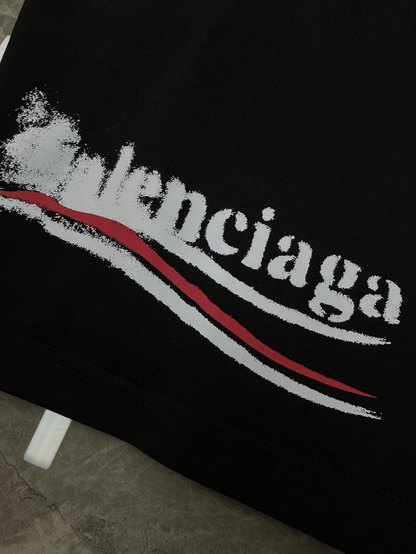 
        Balenciaga巴黎世家25s新款情侣款五分短裤.官网同步！360g毛线圈棉质饱满