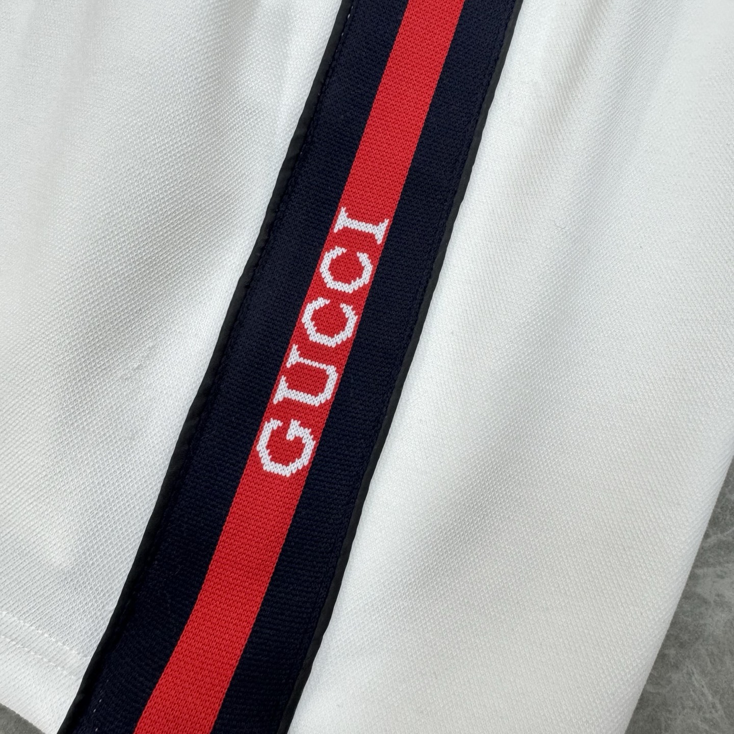 GUCC*古奇25s潮牌五分短裤.超高品”2025新款运动套装.男女同款！休闲运动风格.经典大牌新推系列