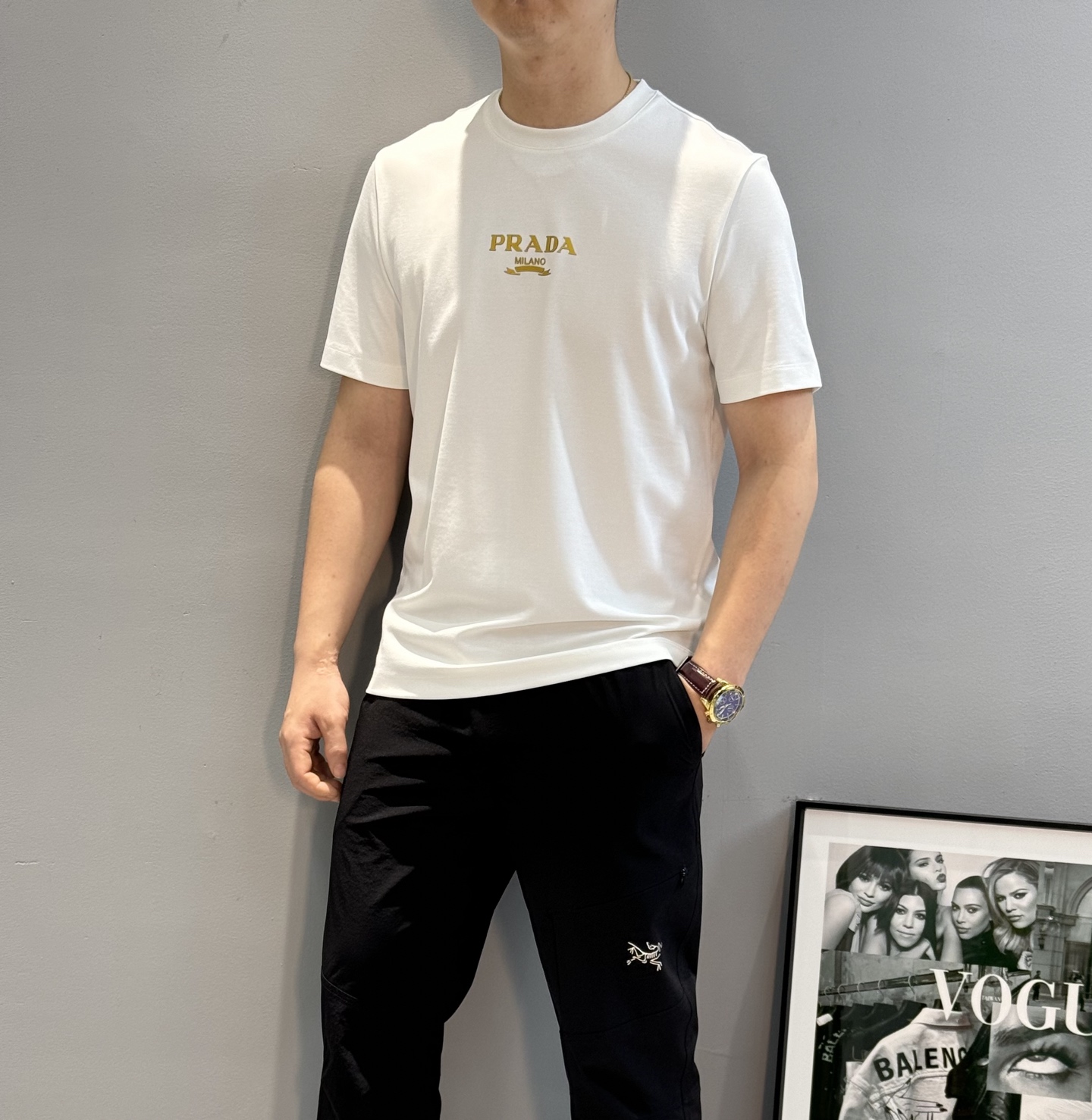 PRAD*普拉-达25春夏季男士圆领短袖.胸口经典字母立体烫画.撞黄色搭配.经典之作！！！客供190g丝