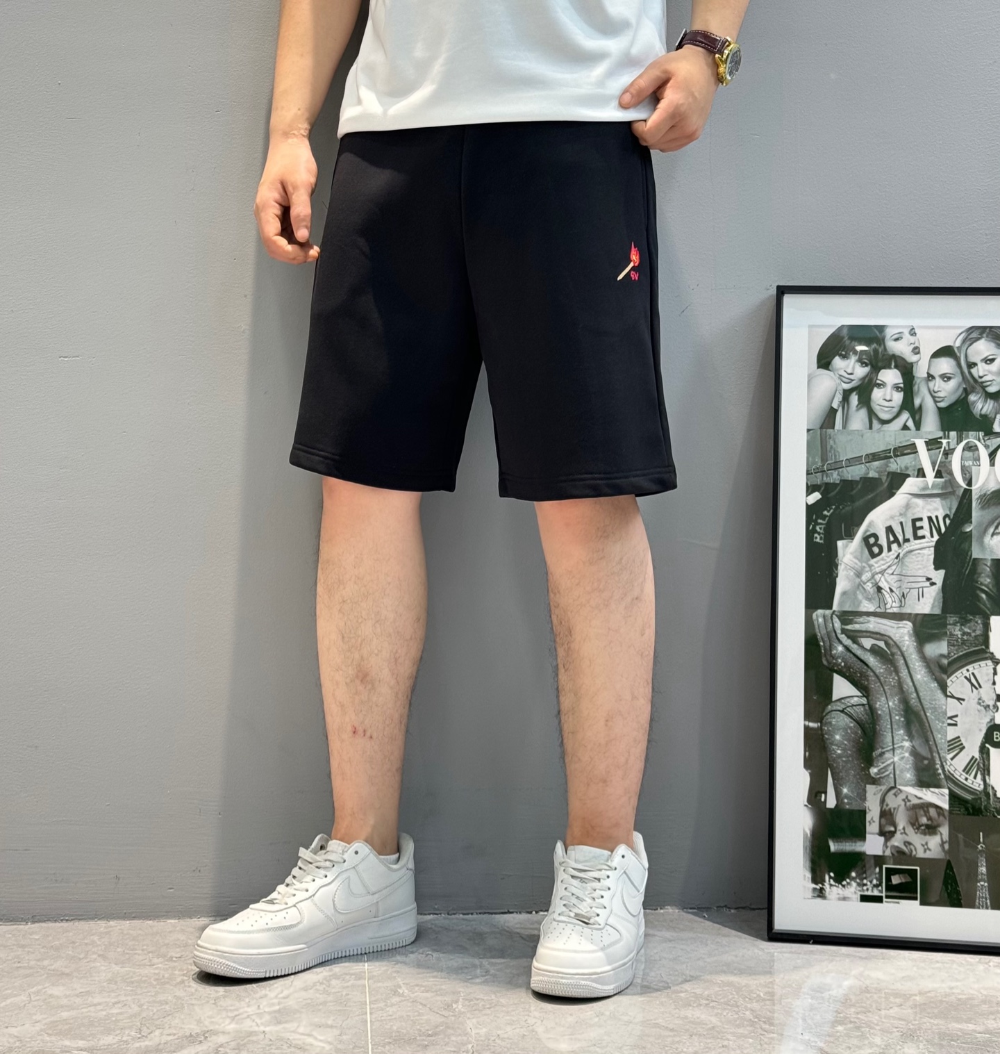 
        BOTTEG VENETA 葆蝶家 25sSS春夏新品 高克重os版型五分短裤🩳前身极