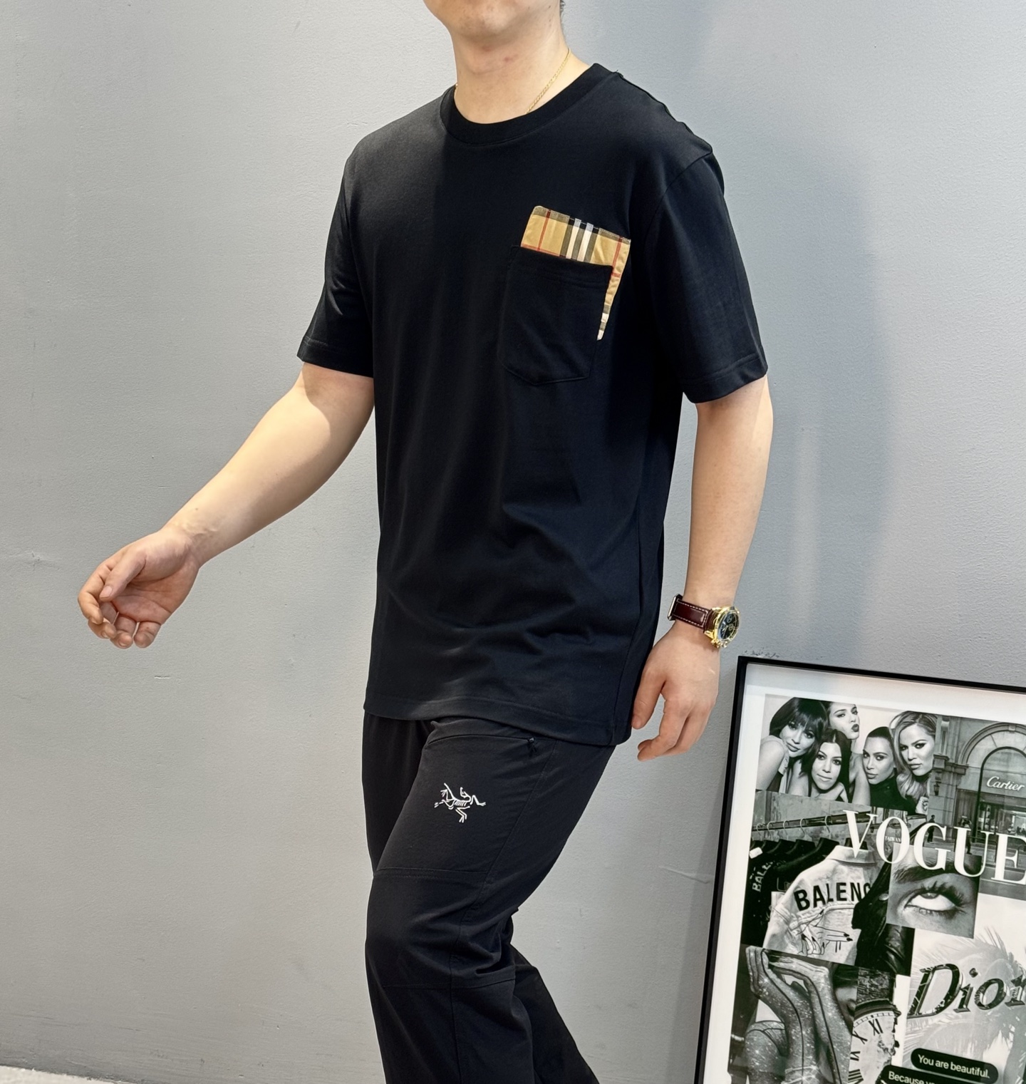 
        BBR*巴宝-莉25ss限定款T恤.男女同款！260g克高品质全精梳棉，胸口口袋拼接格