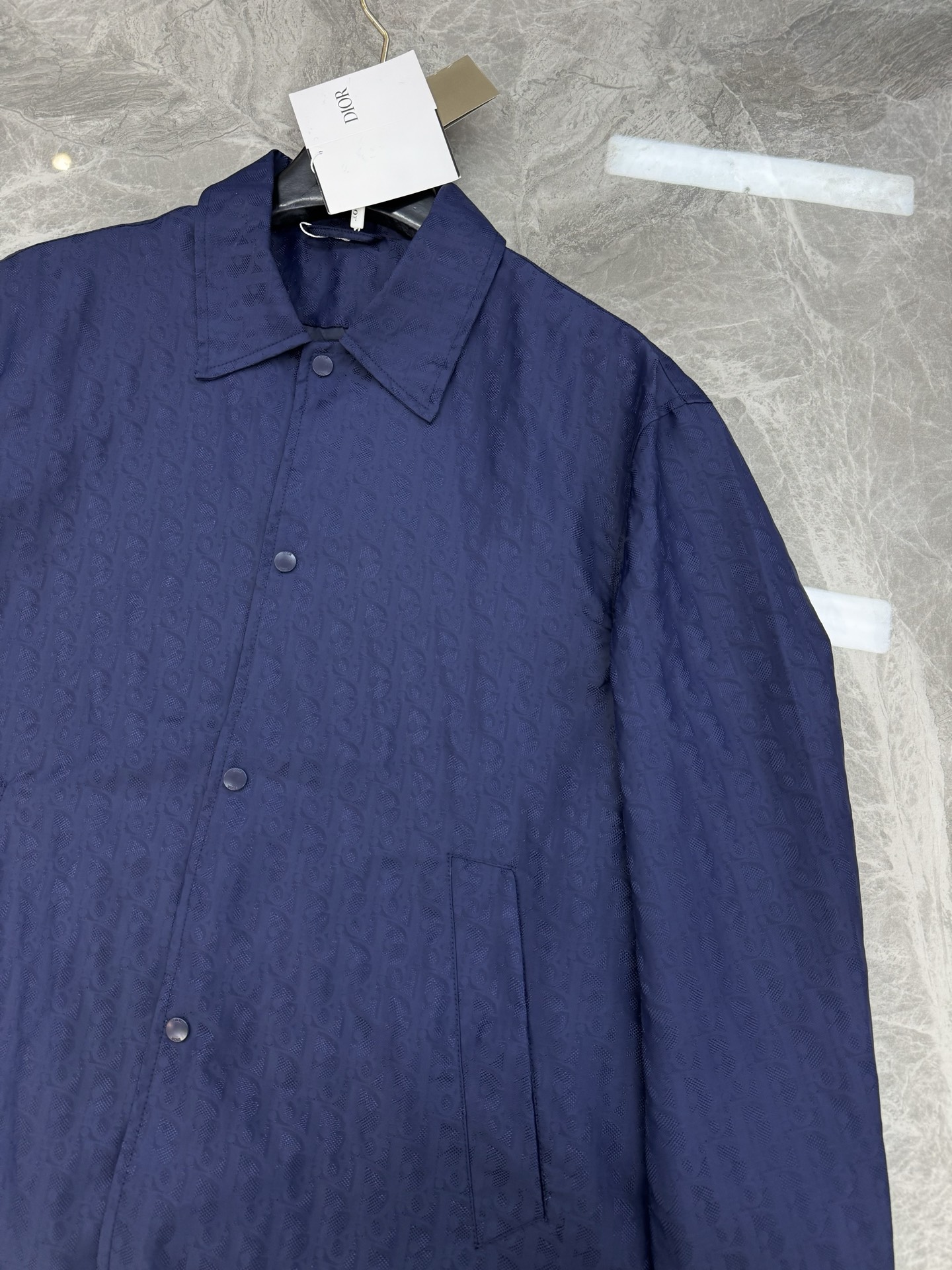 
        Dior迪奥25ss新款蓝色斜纹面料.原单推荐！Oblique 印花夹克.数码印花纹面