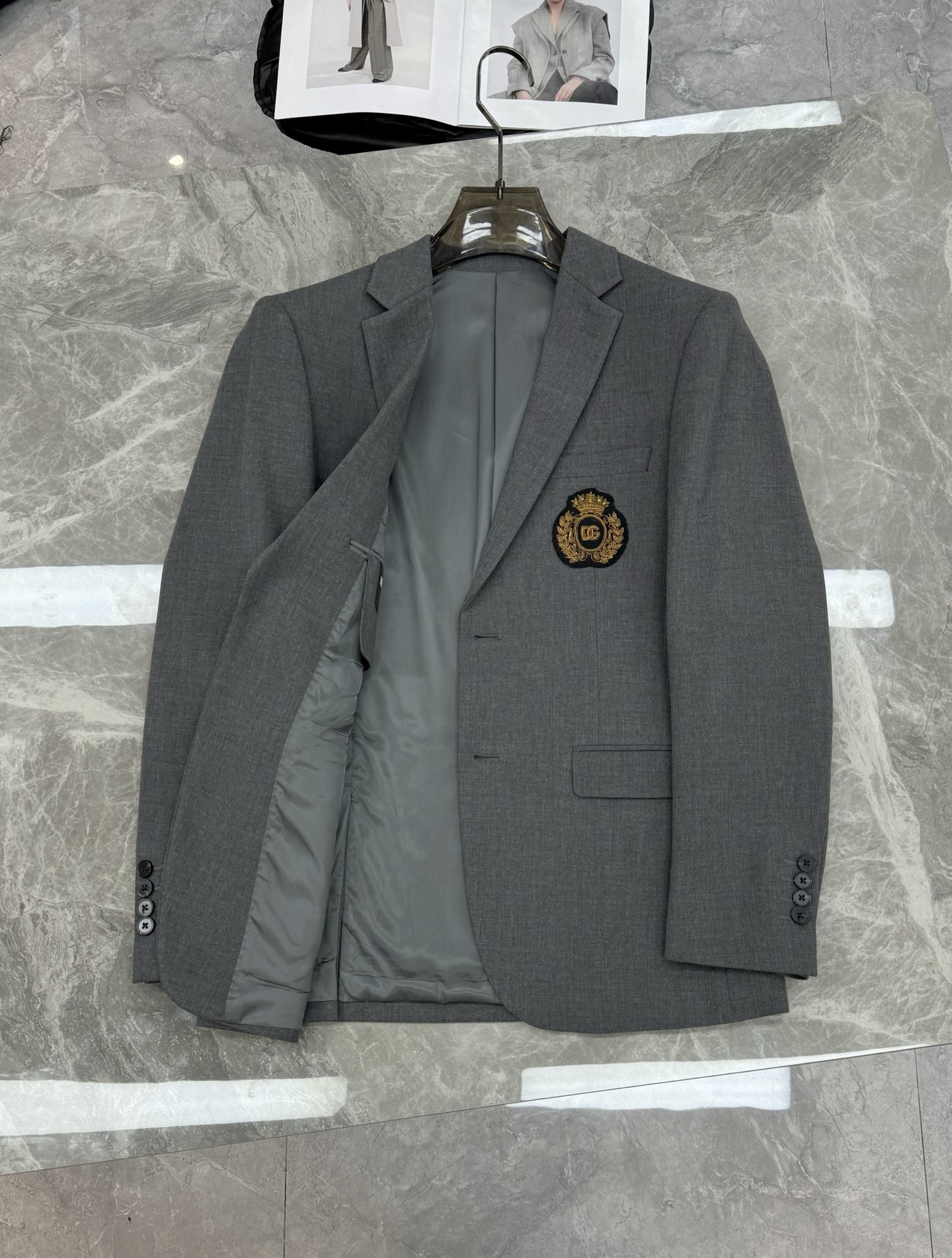 杜嘉班纳(Dolce&Gabbana) 2025s新款男士商务套西！高级印度丝定制🫅超高端顶尖一线成衣手