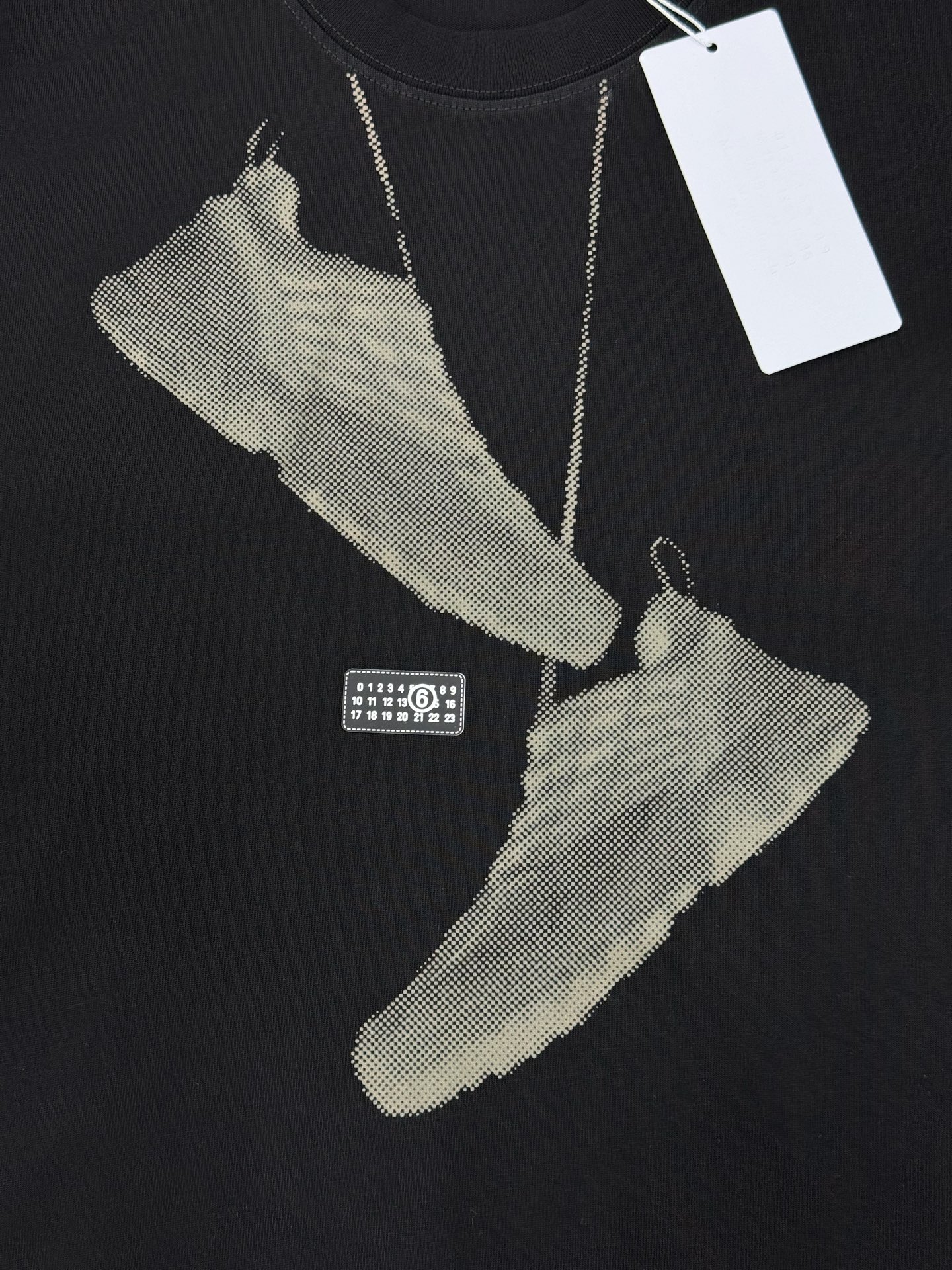 Maison Margiela25s新款圆领T恤.男女同款！马吉拉经典图形字l设计.特别之作！搭配经典数