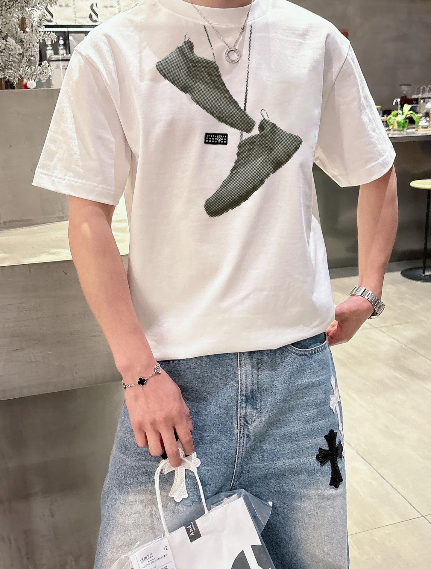 Maison Margiela25s新款圆领T恤.男女同款！马吉拉经典图形字l设计.特别之作！搭配经典数