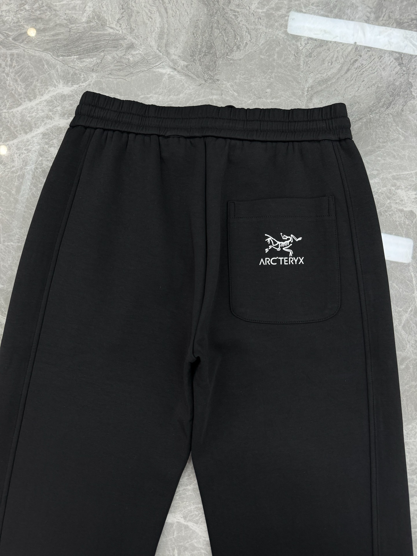Arc'teryx Men's Casual Cotton Blend Sweatpants with Logo - Comfortable and Stylish 10 i1754482295759 6505 0 8