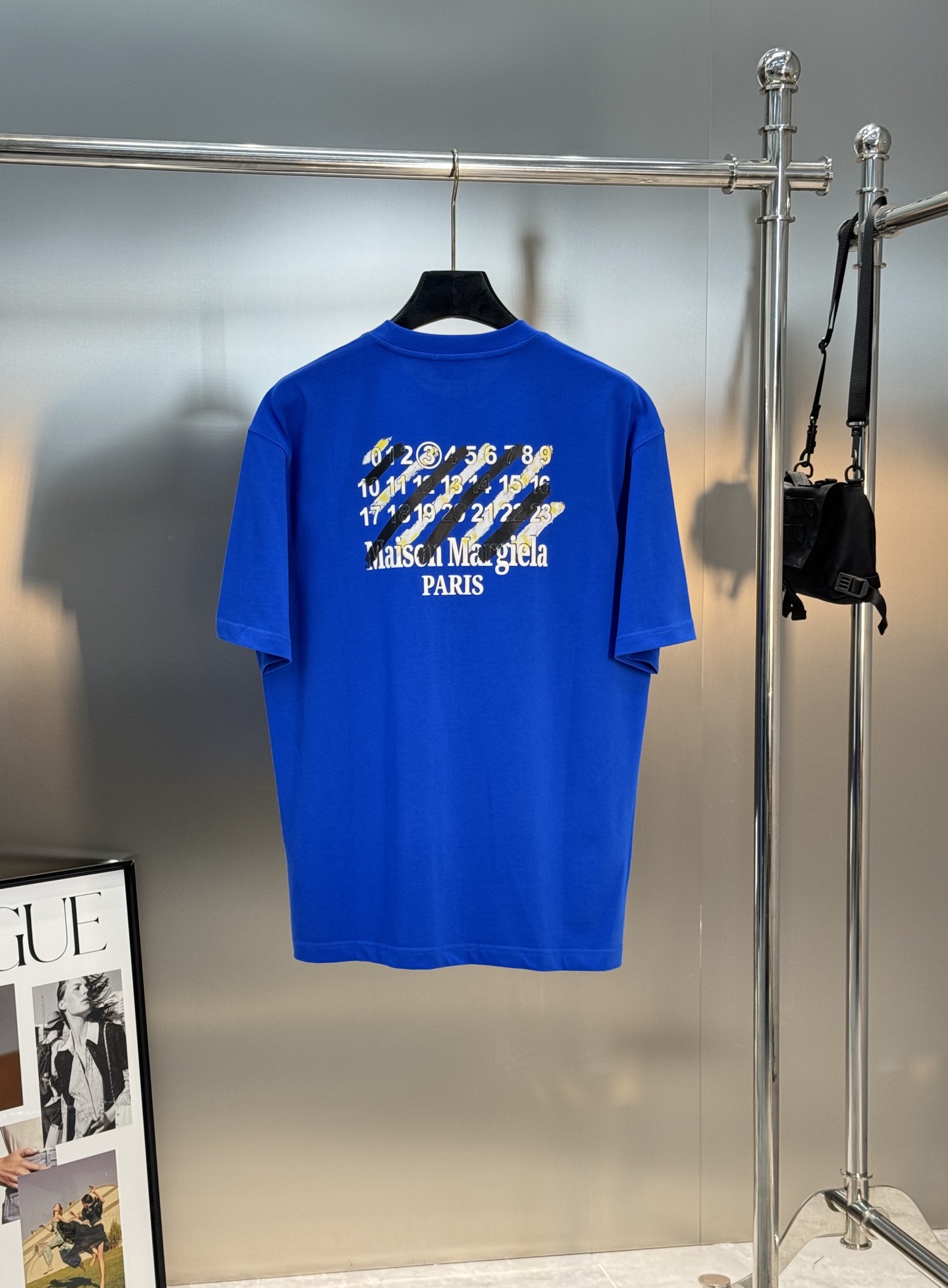 Maison Margiela25S新款圆领T恤.男女同款！马吉拉经典图形字母设计.特别之作！双面立体烫