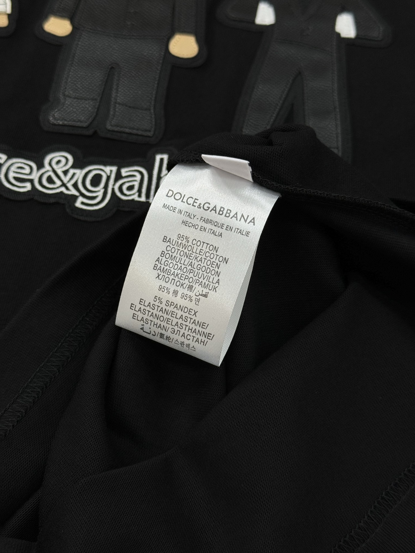 D&G*杜嘉-班纳25s新款圆领T恤.男女同款！新品推荐.高端品牌字母图形绣花精致细腻，品牌字母图形经典