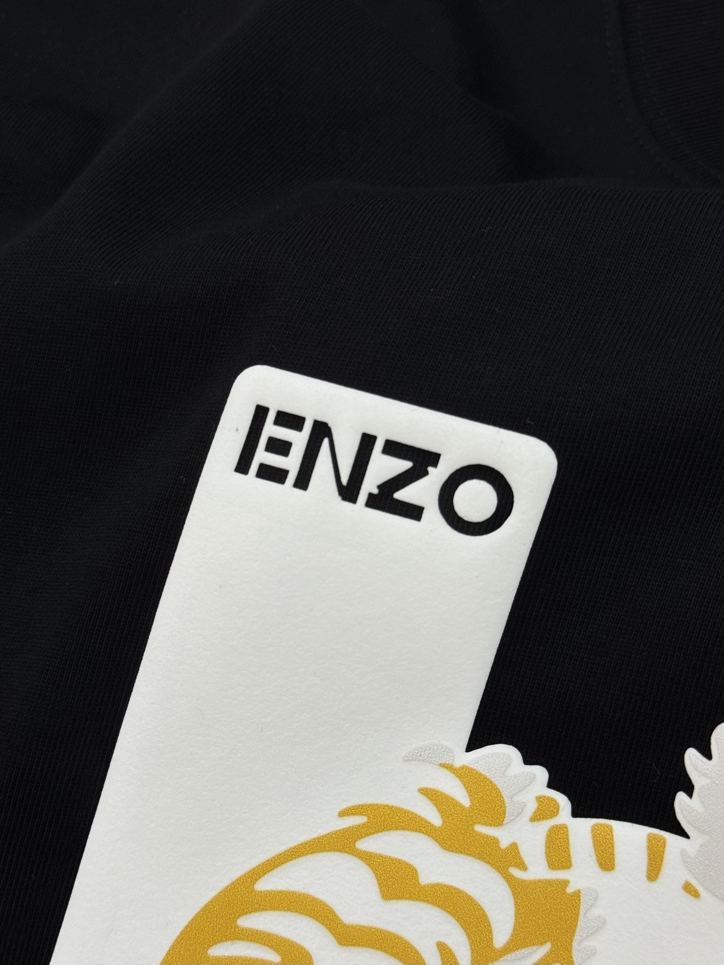 KENZ*高田*三2025新品T恤.男女同款～最新短袖T恤，传承经典著作改良后的新品更加的具有立体感官，