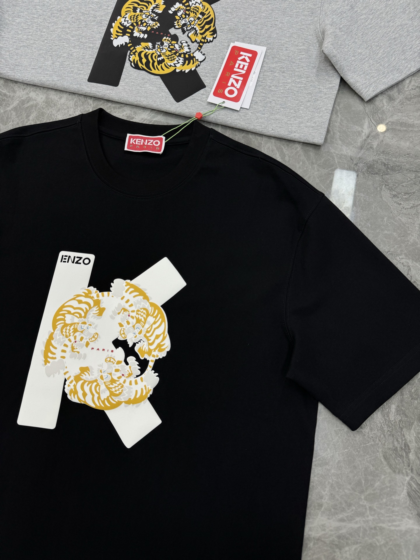 KENZ*高田*三2025新品T恤.男女同款～最新短袖T恤，传承经典著作改良后的新品更加的具有立体感官，