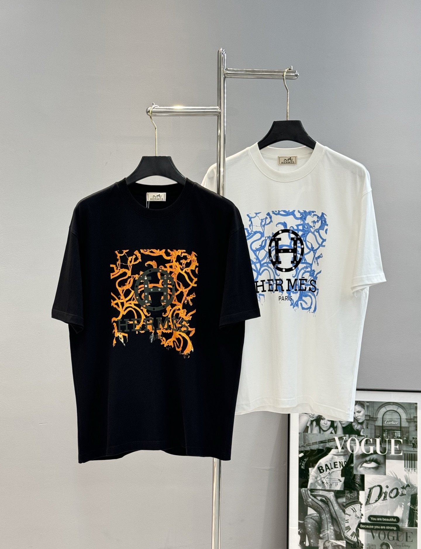 HERM*S 爱马仕25s新款T恤.男女同款.同步官网发售 ！ 为全新系列注入满满活力，这款单品用心甄选