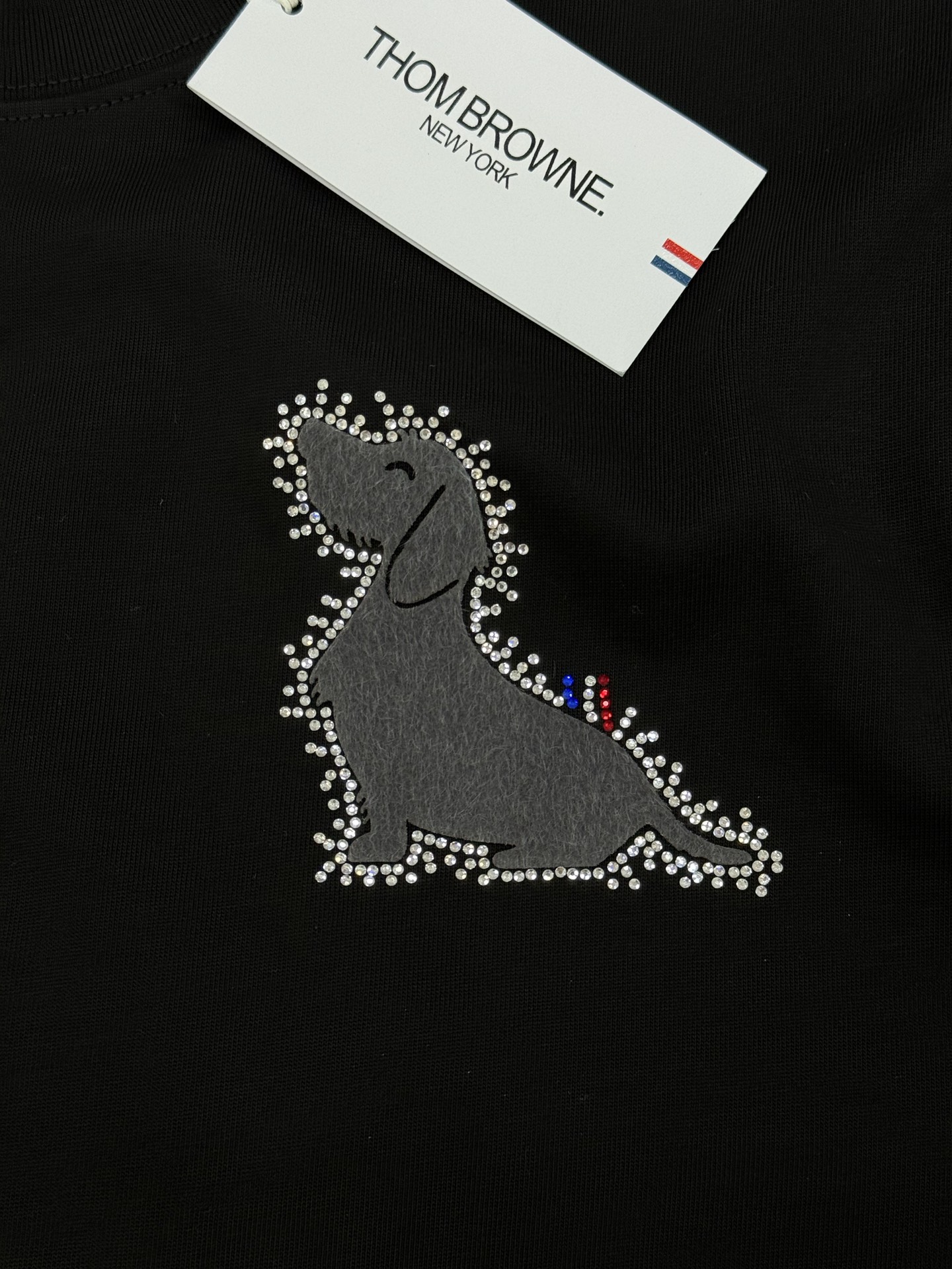 THOM BROWNE汤姆布朗25s新款T恤.男女同款！胸口及后背经典TB小狗造型设计.高温叠加烫画工艺