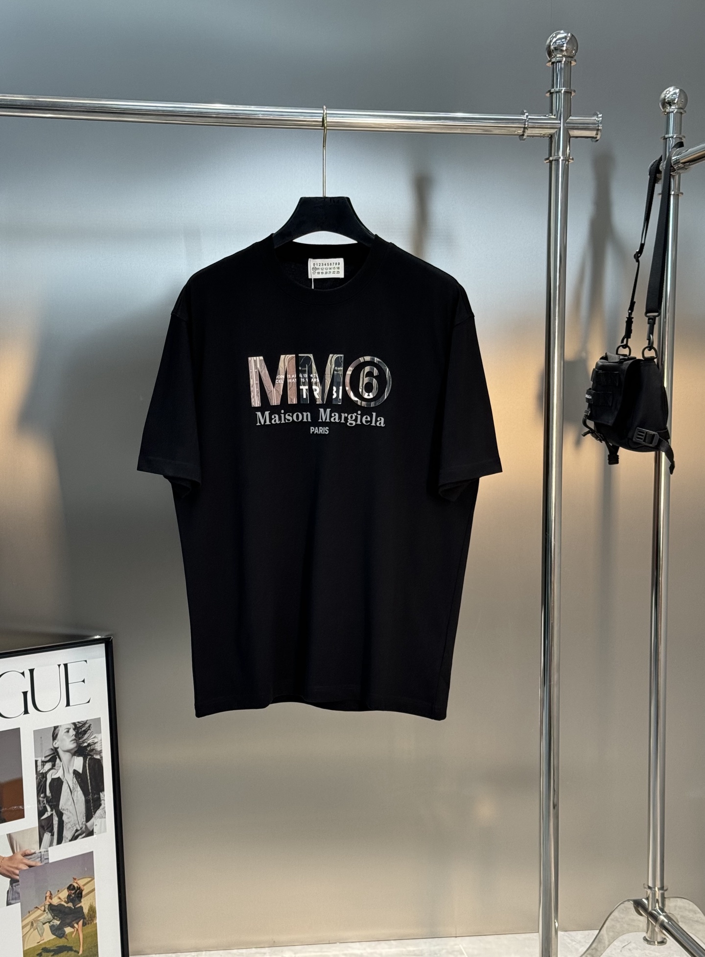 Maison Margiela25S新款圆领T恤.男女同款！马吉拉经典图形字母设计.特别之作！双层立体烫