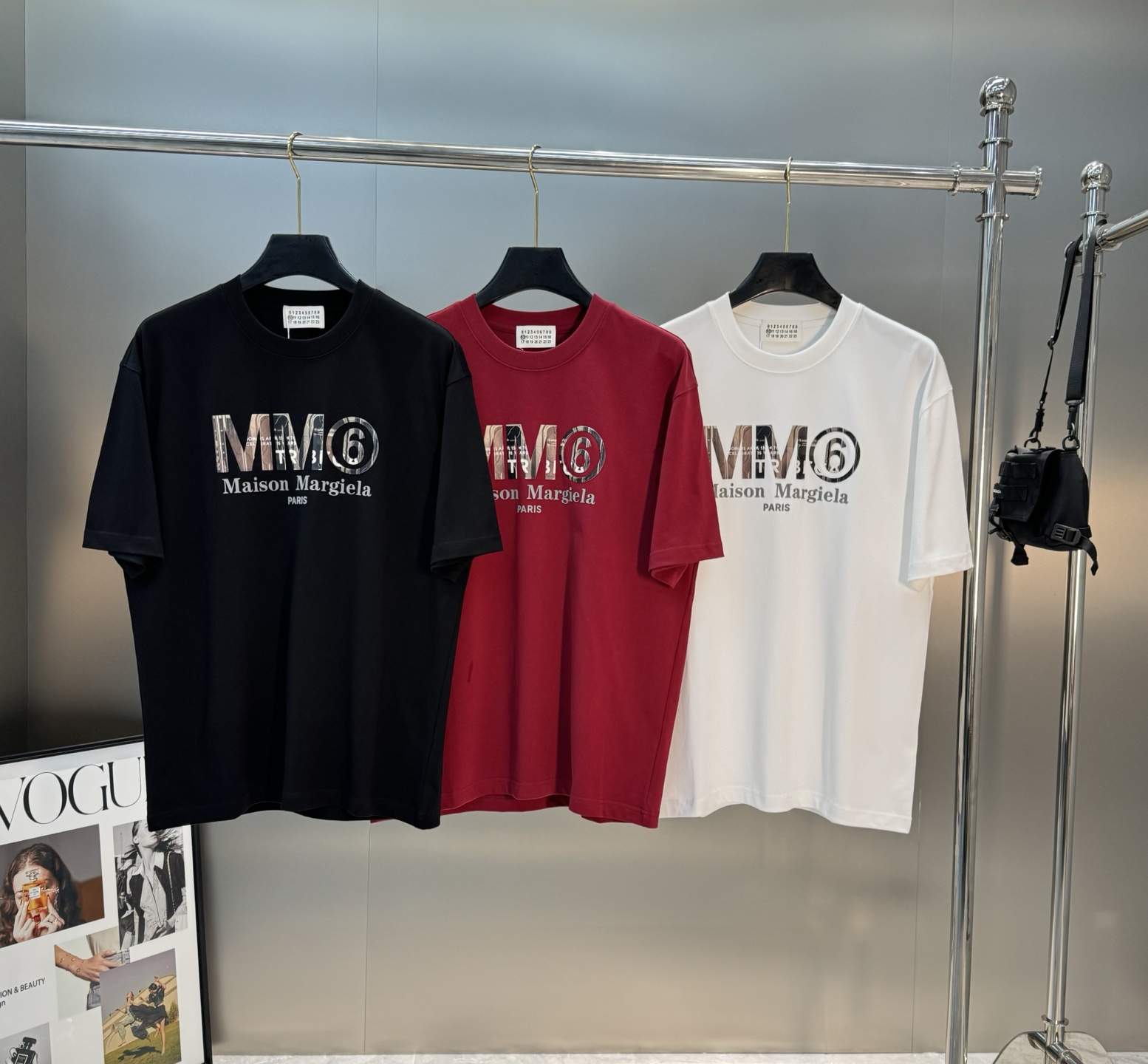 Maison Margiela25S新款圆领T恤.男女同款！马吉拉经典图形字母设计.特别之作！双层立体烫