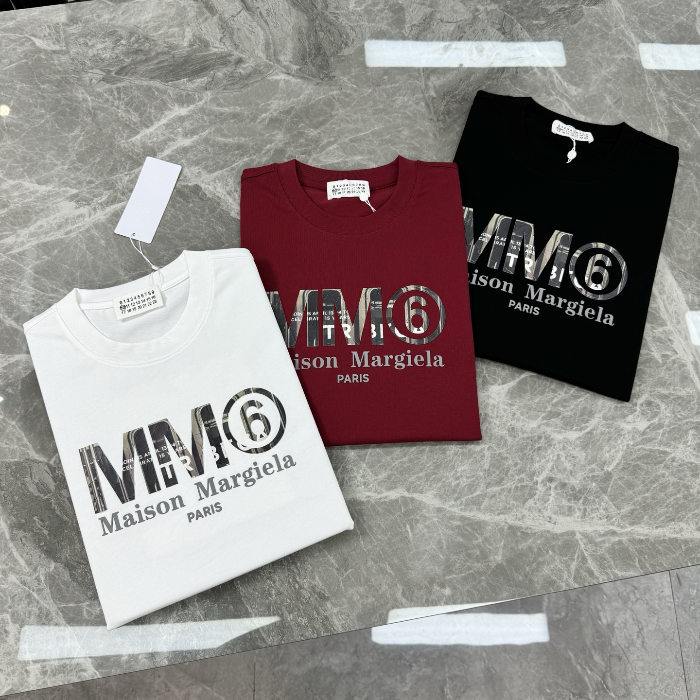 Maison Margiela25S新款圆领T恤.男女同款！马吉拉经典图形字母设计.特别之作！双层立体烫