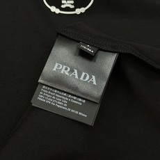 PRAD*25S新款莫代尔T恤.优秀品质和当代流行元素搭配.前胸高周波工艺.质感LOGO超强标签,烫画设 PRAD*25S新款莫代尔T恤.优秀品质和当代流行元素搭配.前胸高周波工艺.质感LOGO超强标签,烫画设