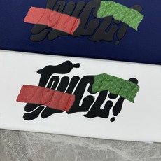 GUCC*古-齐25s新品莫代尔T恤.非常趣味的即视感!!!胸前经典多彩徽标费时费工,双层烫画工艺.每一 GUCC*古-齐25s新品莫代尔T恤.非常趣味的即视感!!!胸前经典多彩徽标费时费工,双层烫画工艺.每一