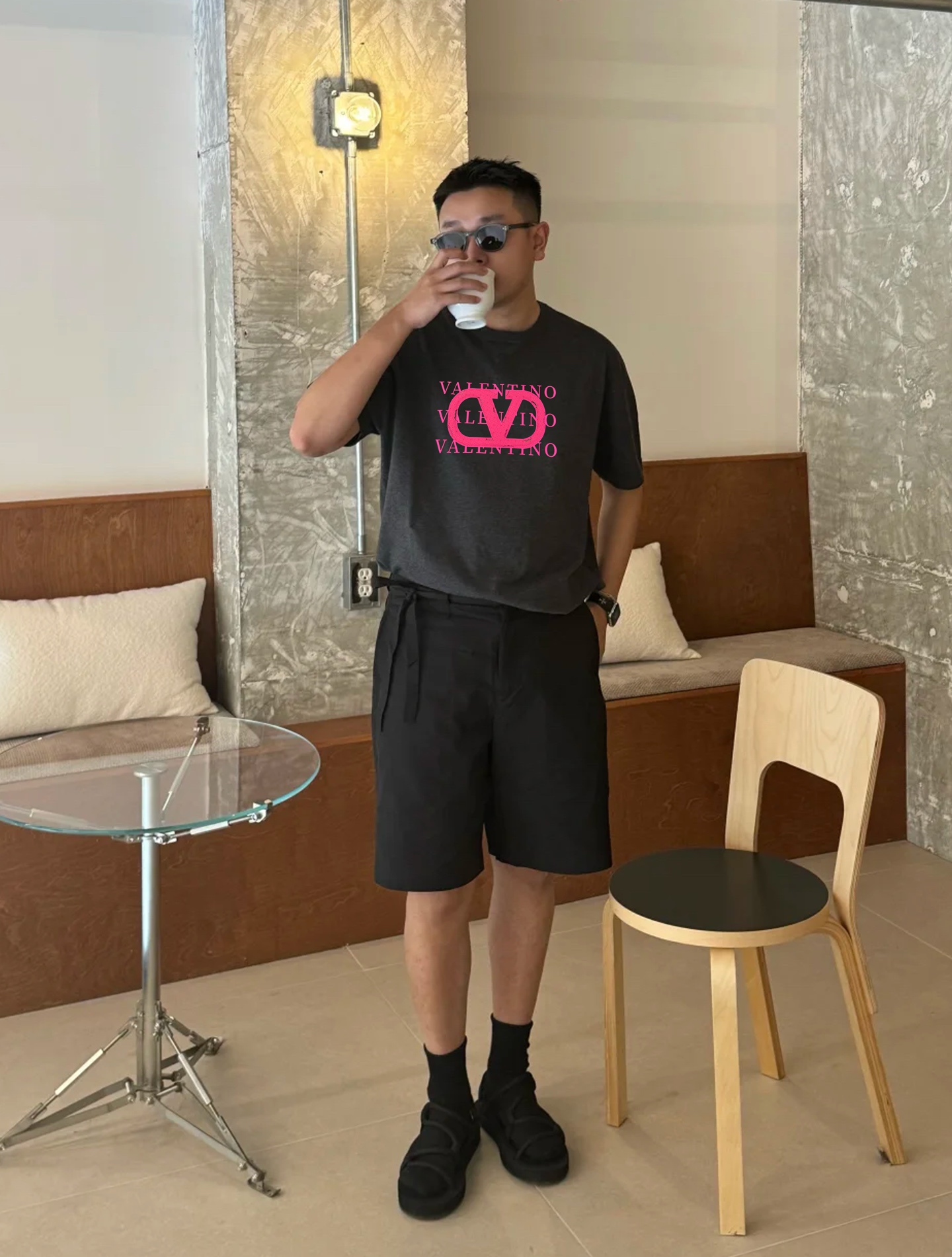 Valentin*华伦天-奴25s新款T恤.男女同款～双面字母烫画设计.胸前视觉感高级字母LOGO硅胶烫