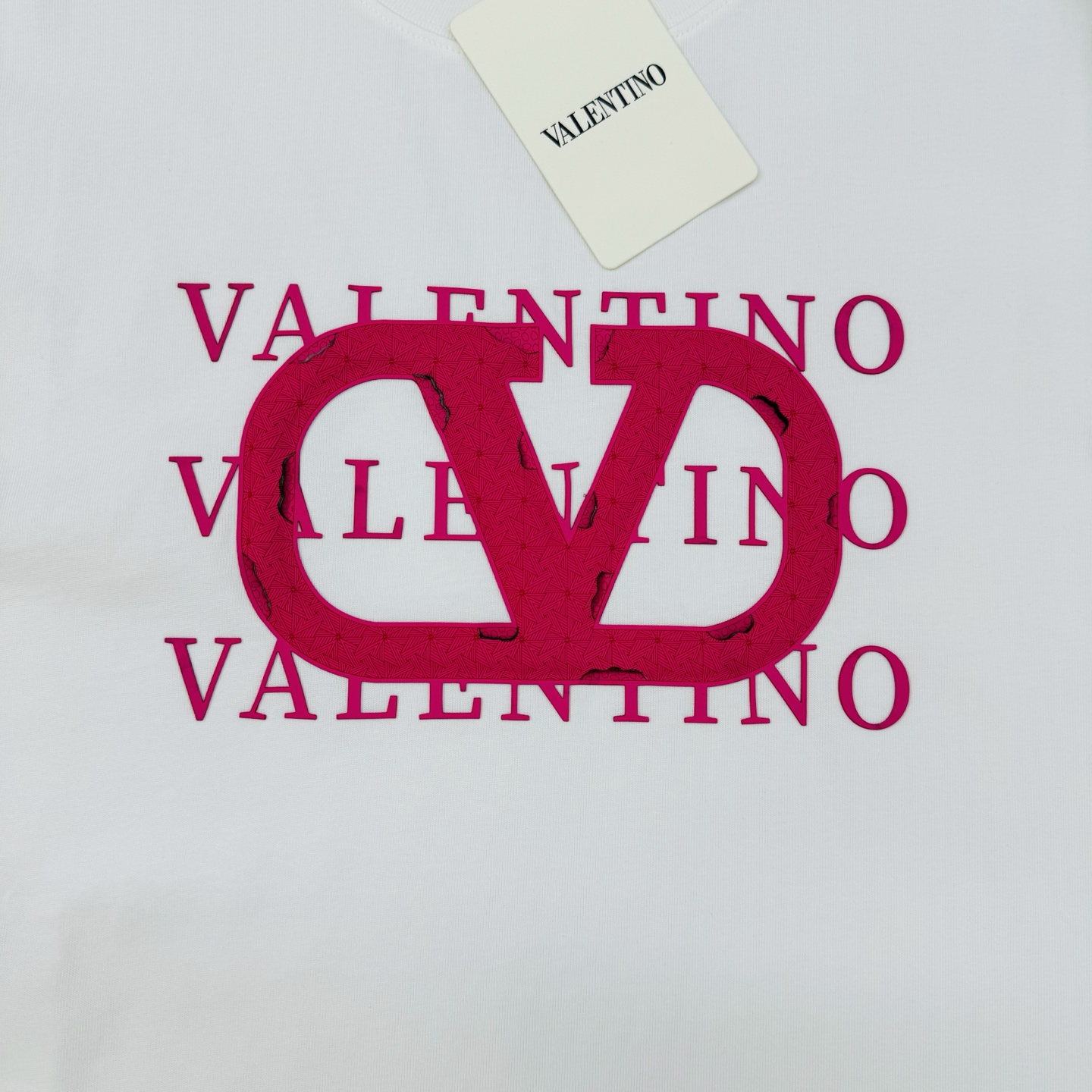 Valentin*华伦天-奴25s新款T恤.男女同款～双面字母烫画设计.胸前视觉感高级字母LOGO硅胶烫