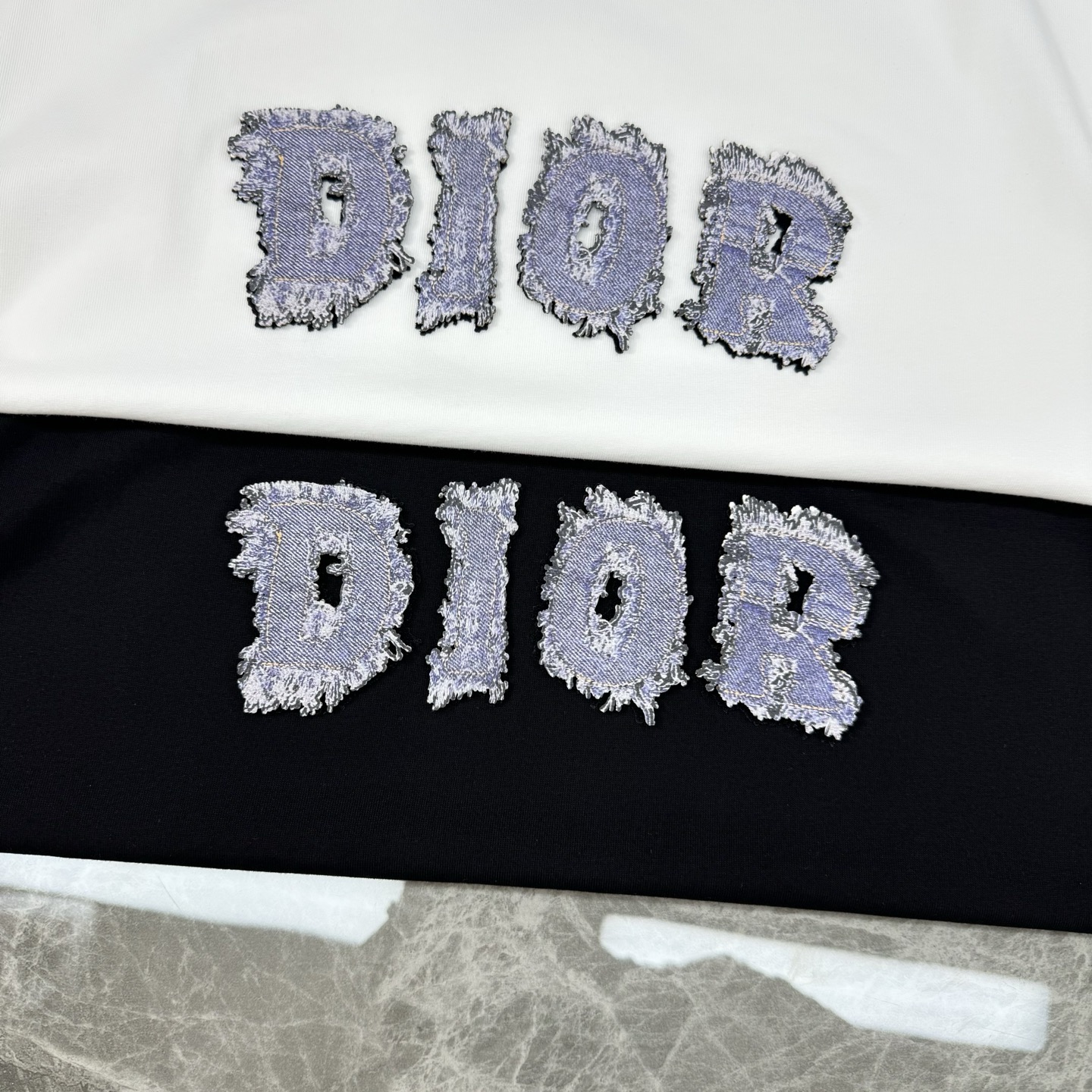 DIO*R迪-奥25s新款情侣圆领T恤！胸前新款3D立体字母印花.280g甄选100%纯棉质感.棉质饱满