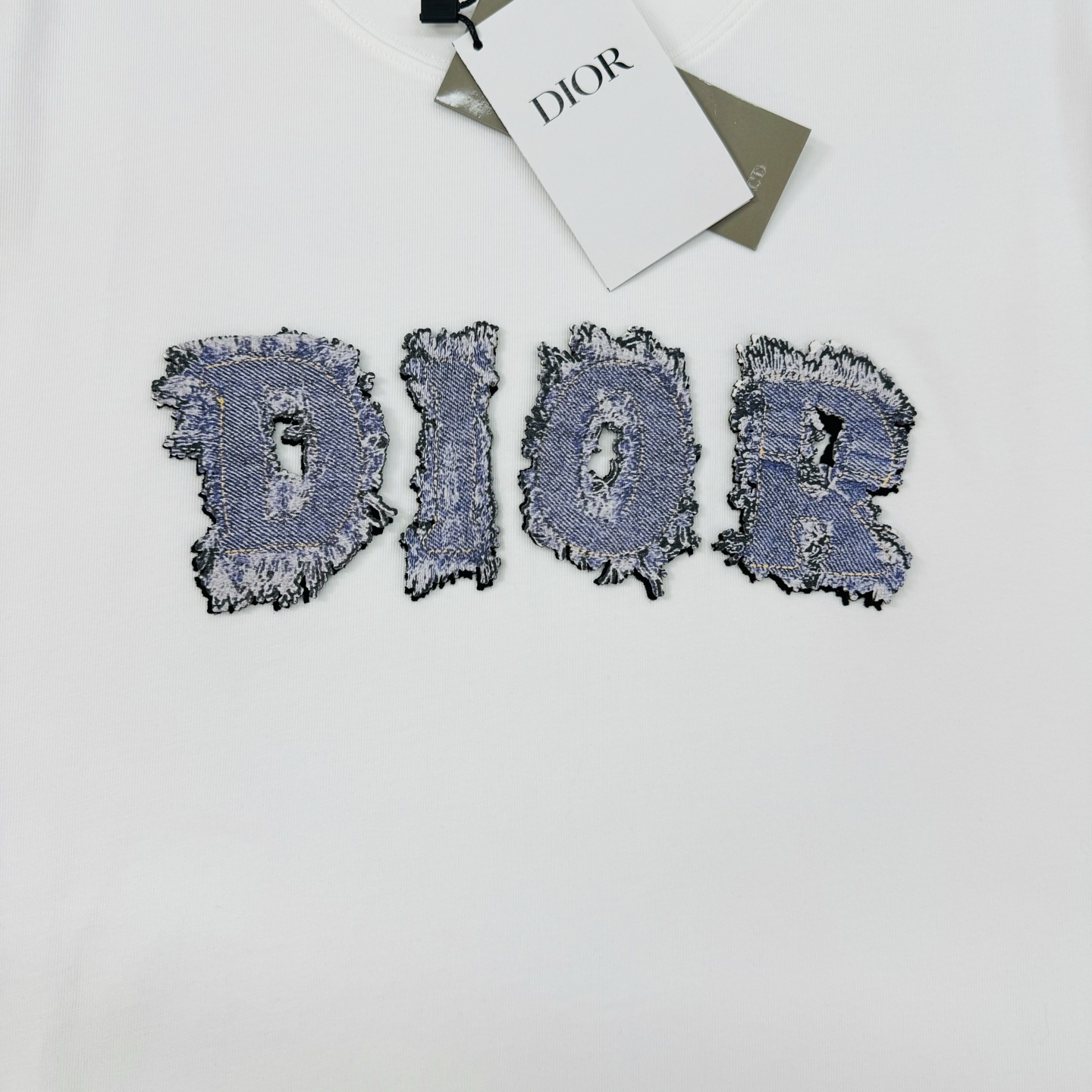 DIO*R迪-奥25s新款情侣圆领T恤！胸前新款3D立体字母印花.280g甄选100%纯棉质感.棉质饱满