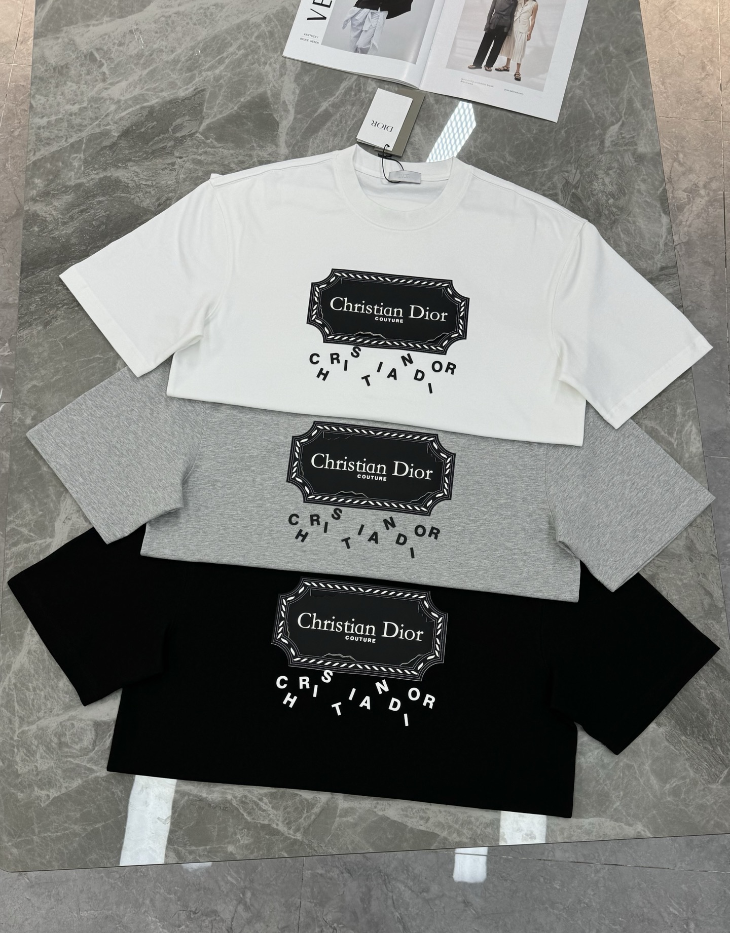 Dior*迪奥25s新款潮牌T恤.男女同款！经典刀片字母造型.立体烫画工艺.凸凹感视觉感受超前！悬垂感强