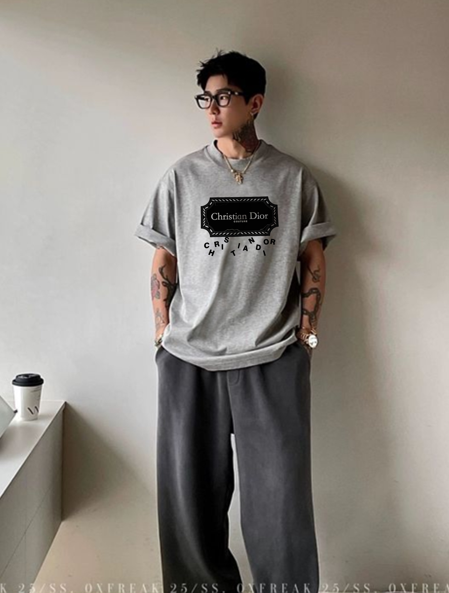 Dior*迪奥25s新款潮牌T恤.男女同款！经典刀片字母造型.立体烫画工艺.凸凹感视觉感受超前！悬垂感强