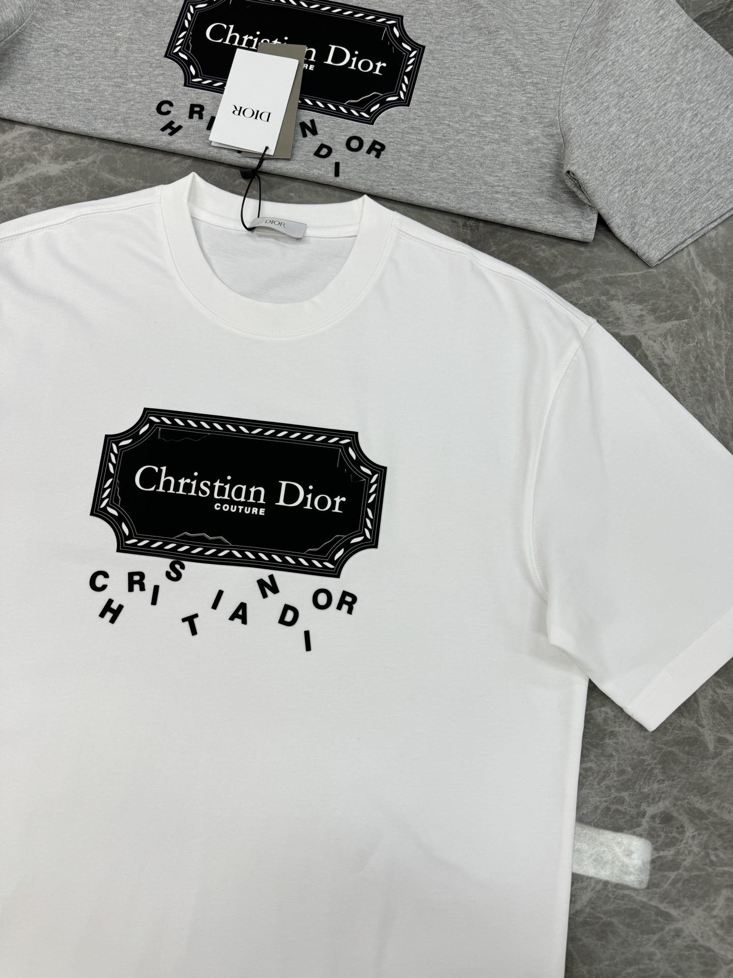 Dior*迪奥25s新款潮牌T恤.男女同款！经典刀片字母造型.立体烫画工艺.凸凹感视觉感受超前！悬垂感强